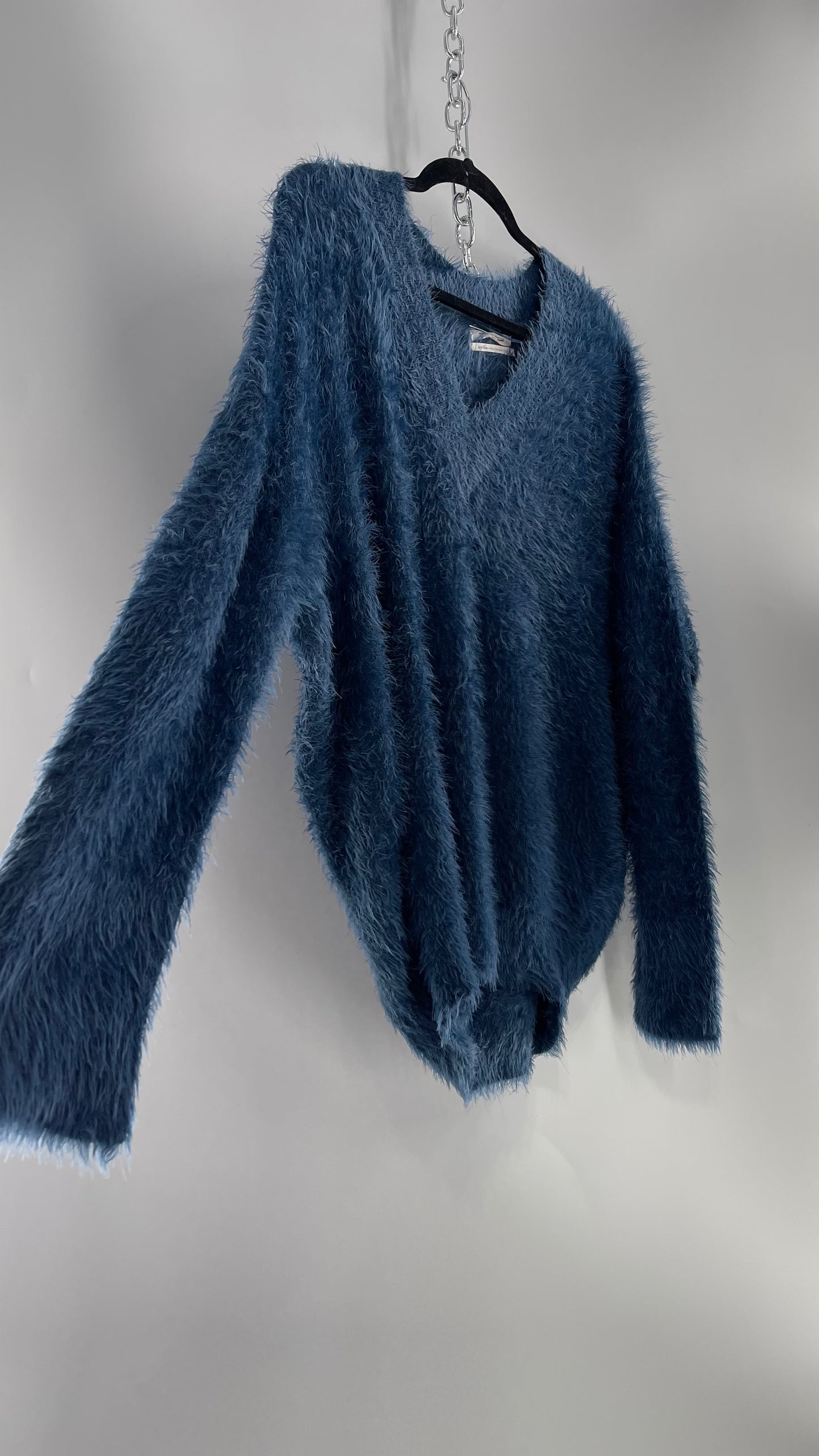 Urban Outfitters Blue Shaggy/Fuzzy Slouchy Sweater (Small)