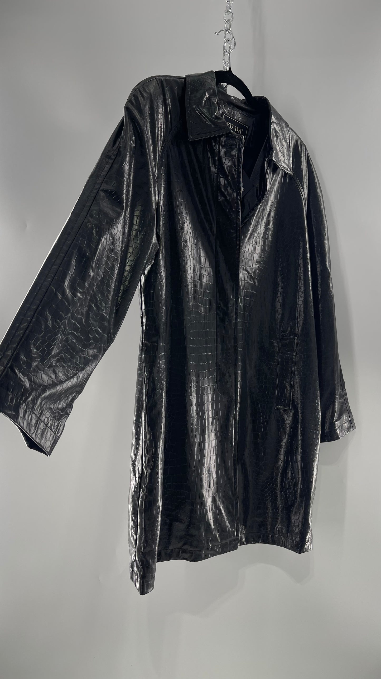 FU DA NEW YORK Black Crocodile Embossed Coat (C) (XL)