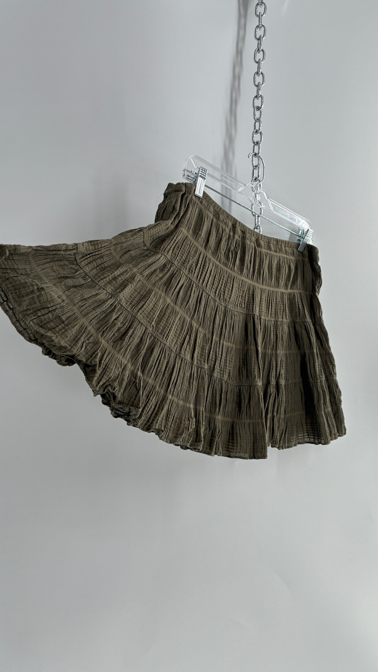 Deadstock Vintage FILENES BASEMENT Army Green Tiered Crimped Cotton Micro Mini Skirt (Large)