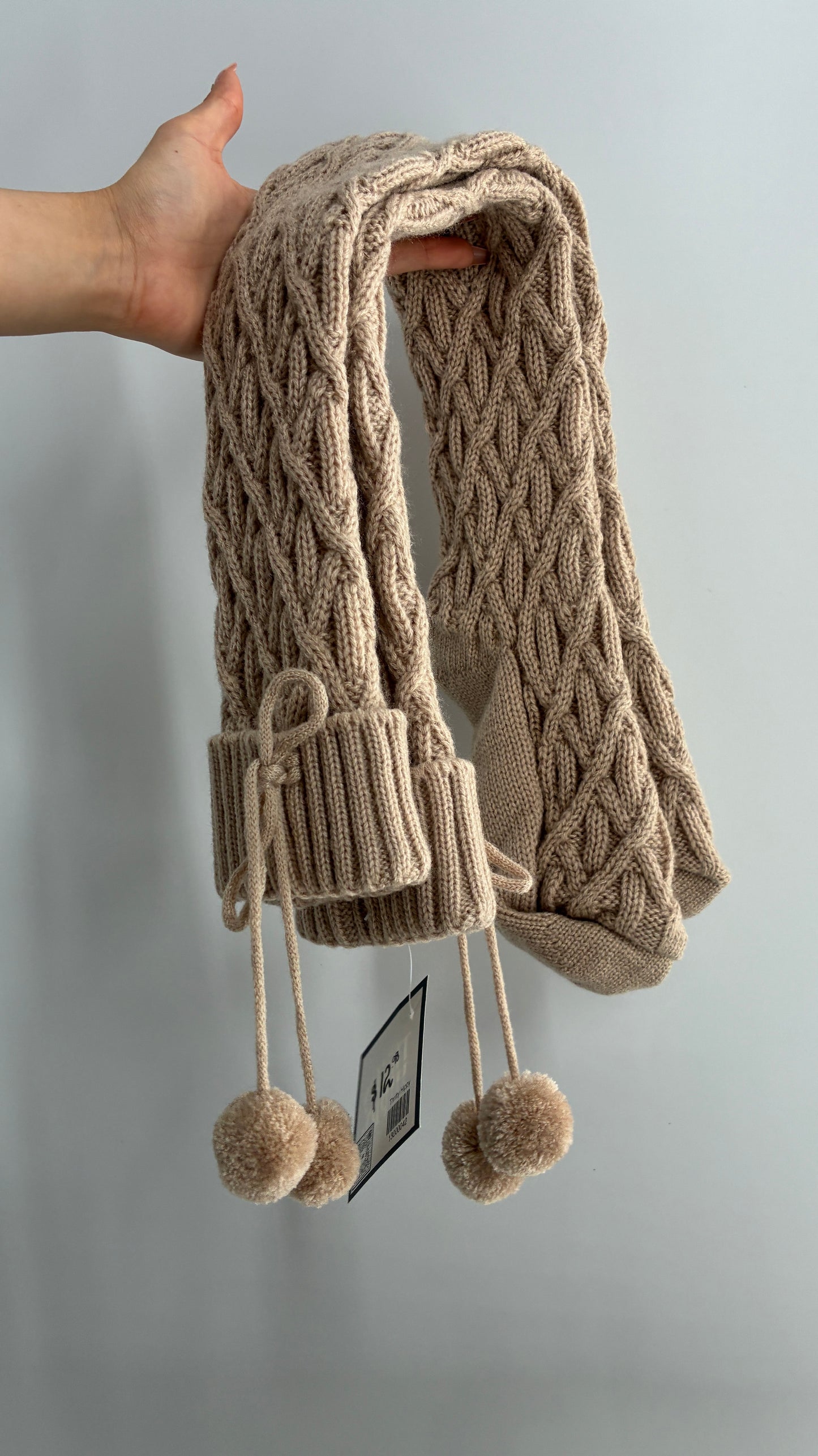 NWOT Thigh High Taupe Thick Knit Socks