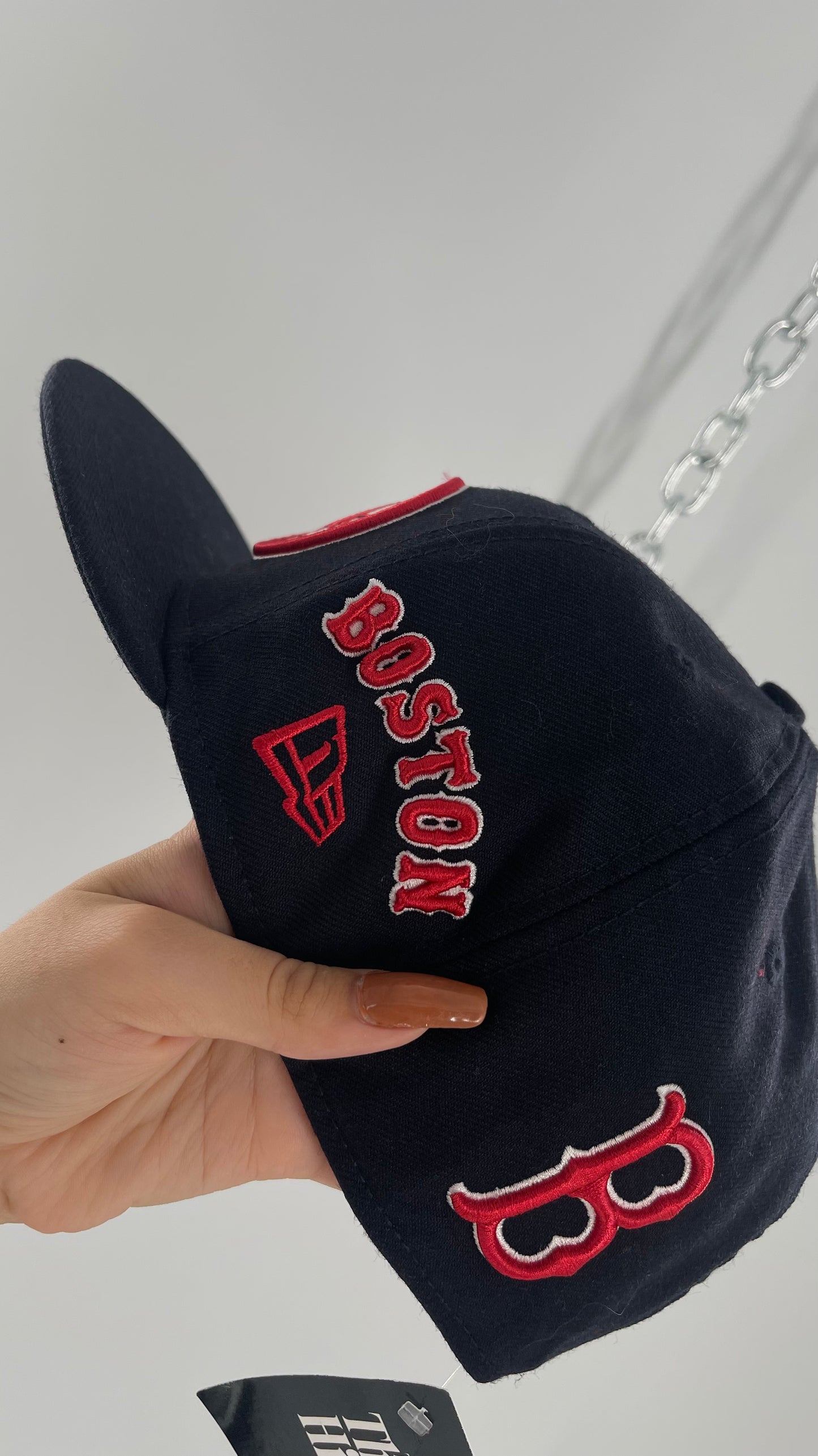 Vintage Embroidered Boston Red Sox Snap Back (7.5)
