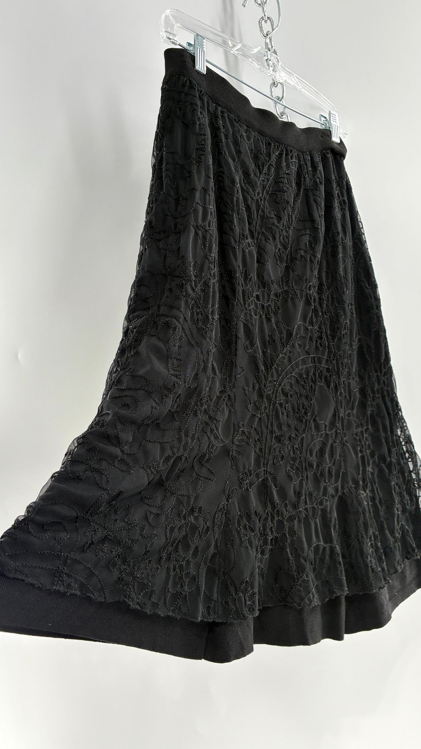 Vintage DUÉ PER DUÉ Black Heavy Knit Skirt with Lace Overlay (Medium)