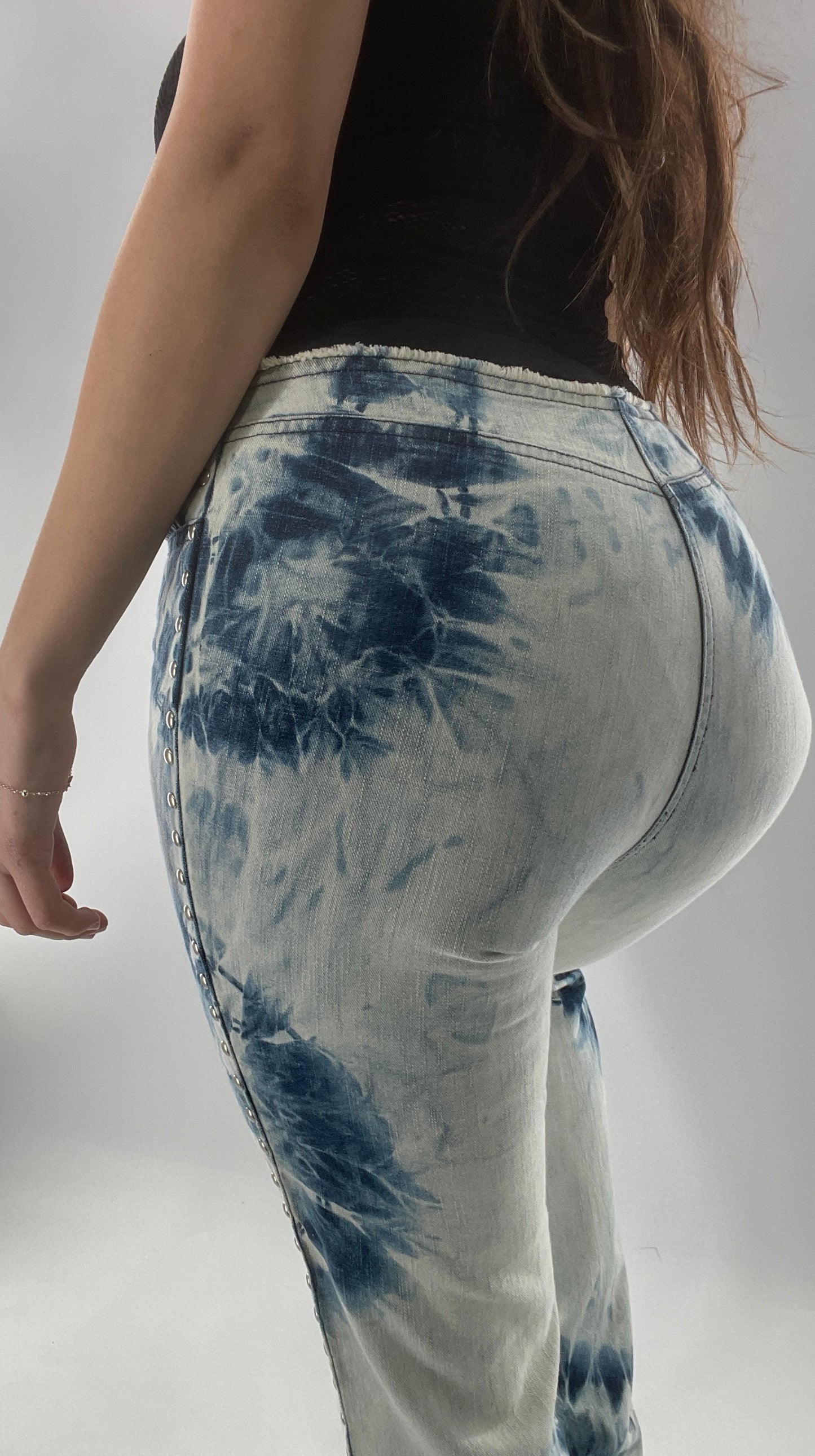 Vintage 1990s DKNY Light Bleached Jeans with Tie Dye Denim Pattern, Raw Edge Low Rise, and Studded Sides (5)