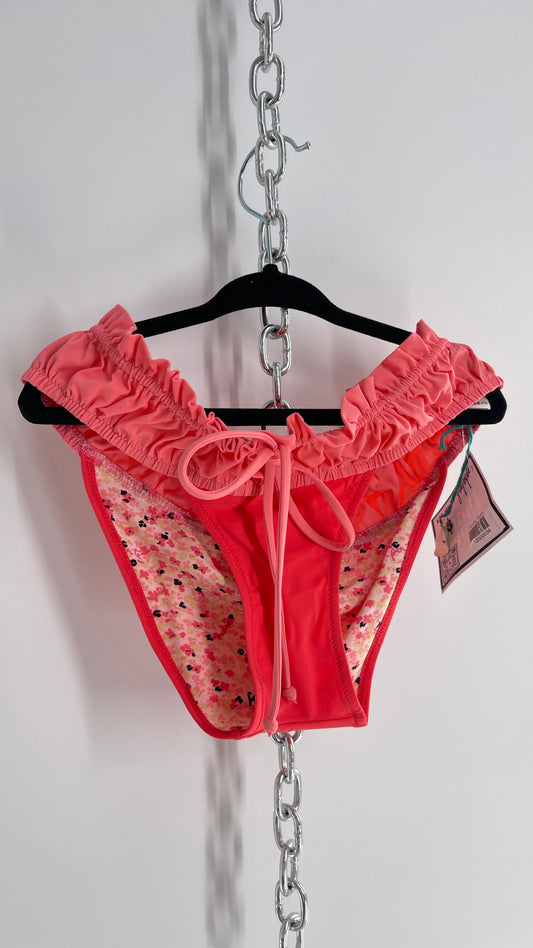 Kti per te Free People Ruched Waistline Pink Swim Bottoms NWOT (Small)