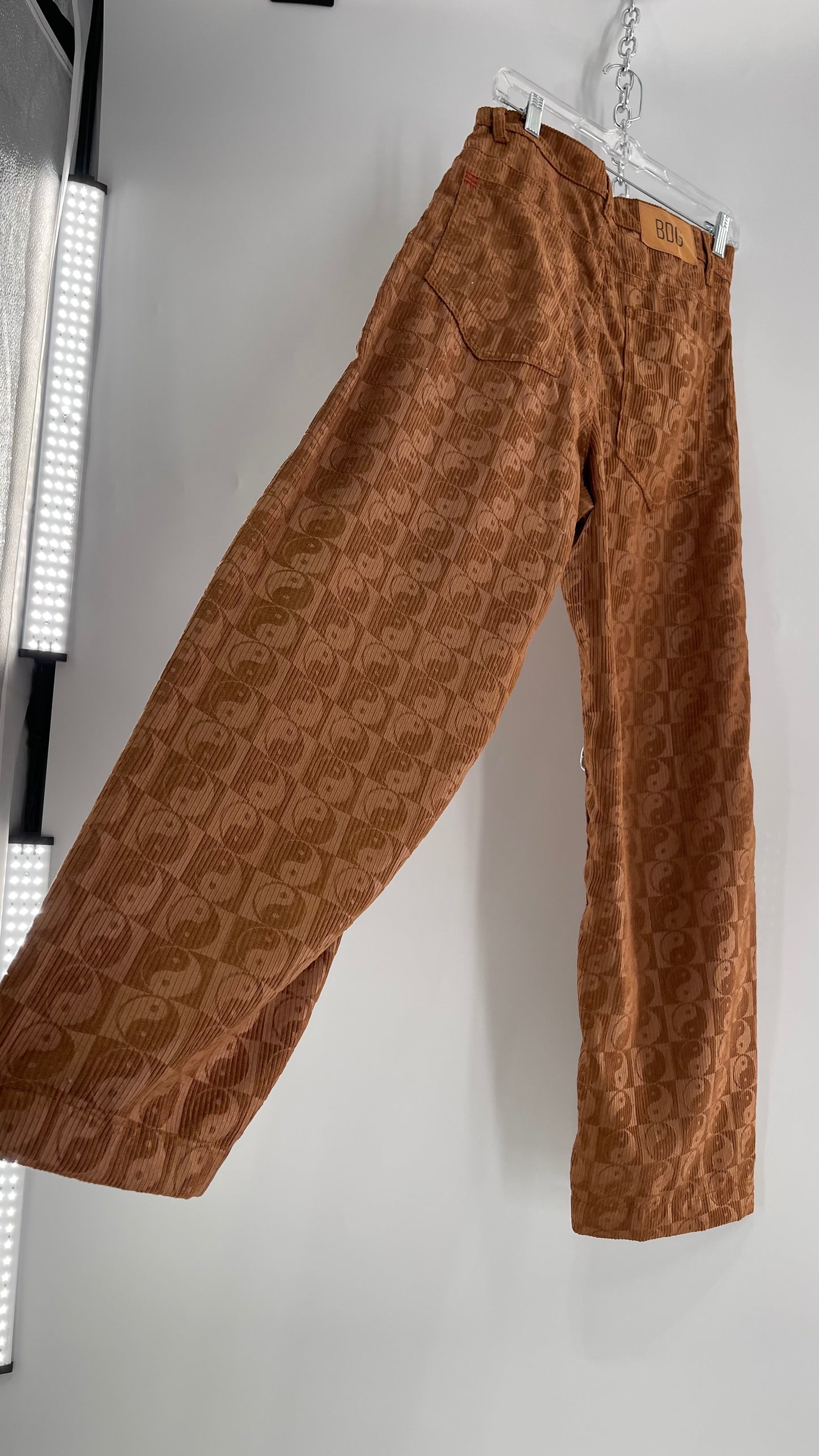 BDG Corduroy Checkered Ying Yang Straight Legs (28)