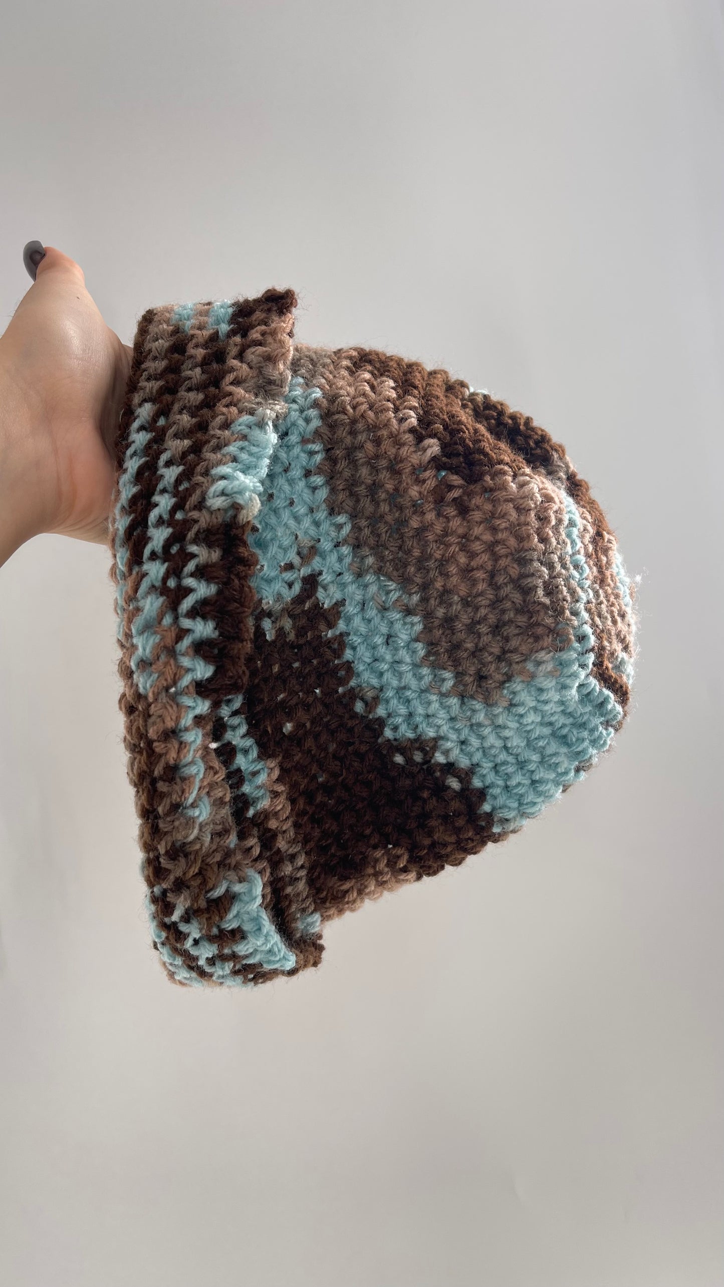 Vintage Hand knit Bucket Hat Blue/Brown