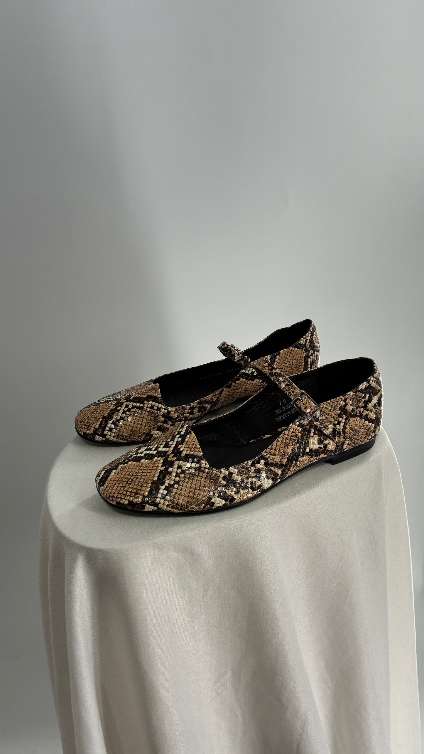 Jeffrey Campbell Snakeskin MaryJane Ballet Flats (7.5)