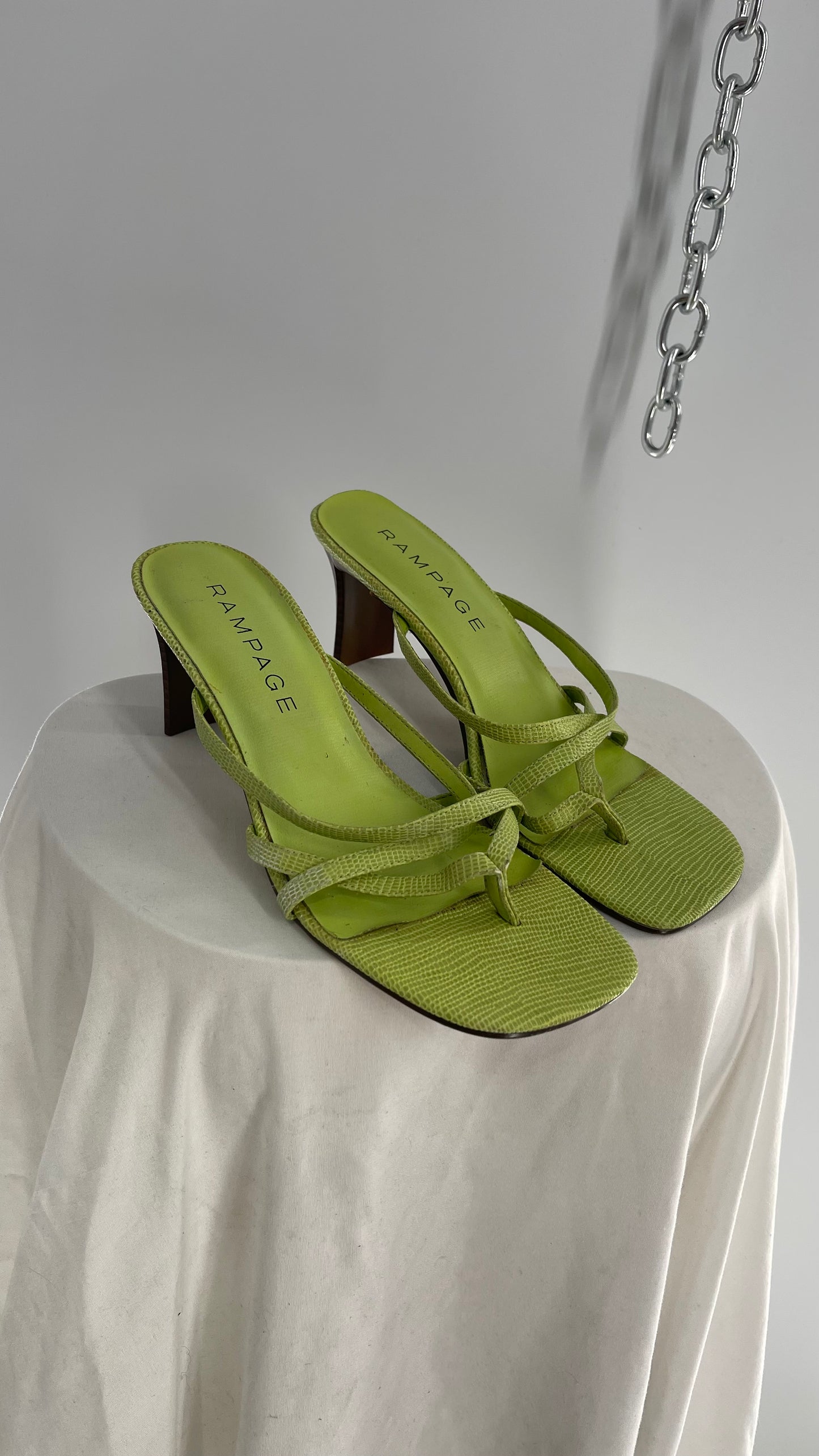 Vintage Rampage Lime Green Square Toe Kitten Heel (7)