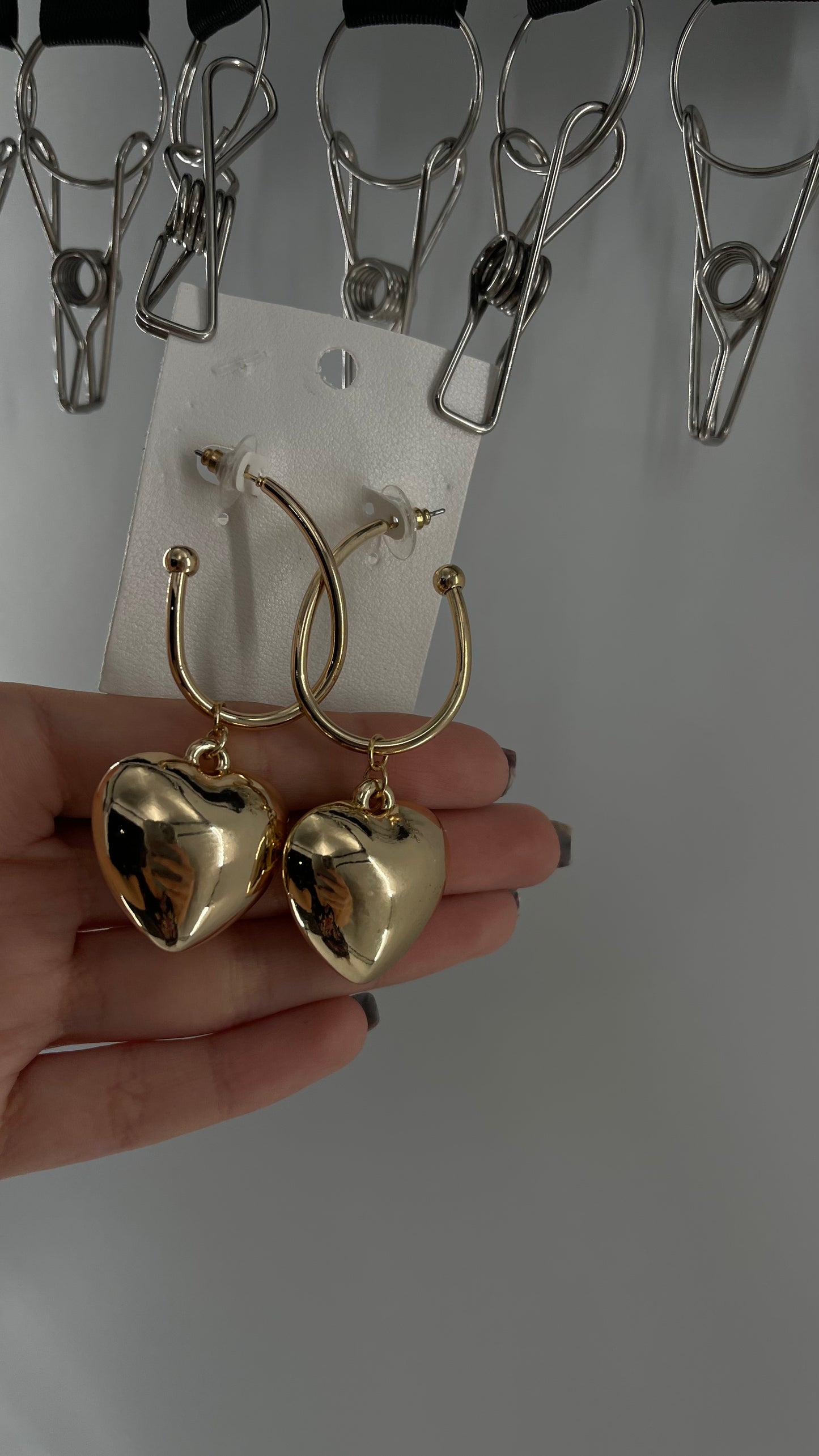 Free People Drooping Heart of Gold Earring