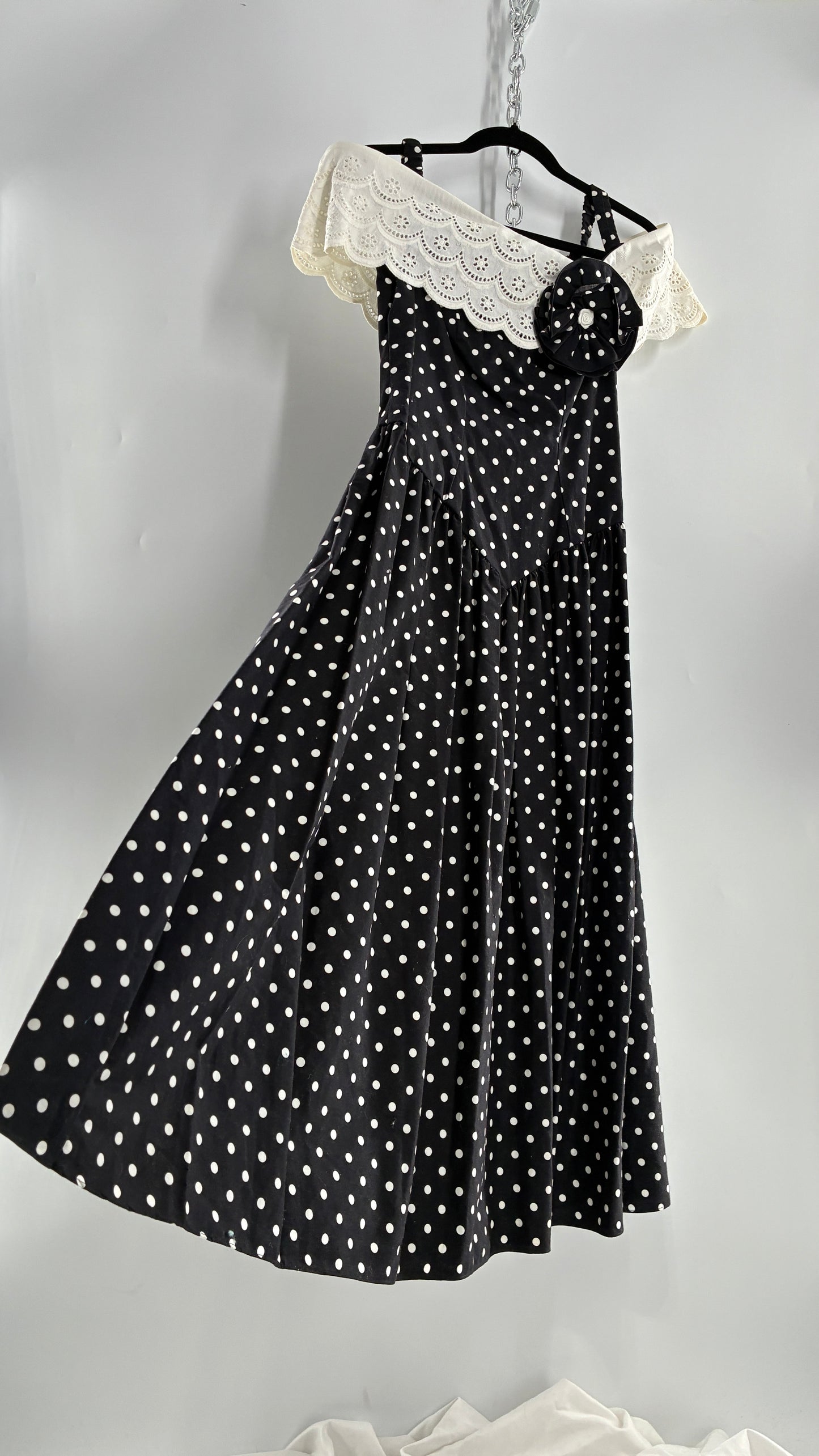 Vintage Handmade Black and White Polka Dot Pointed Waistline Gown with Off the Shoulder Stiff Lace Straps and Rosette Detail (8)