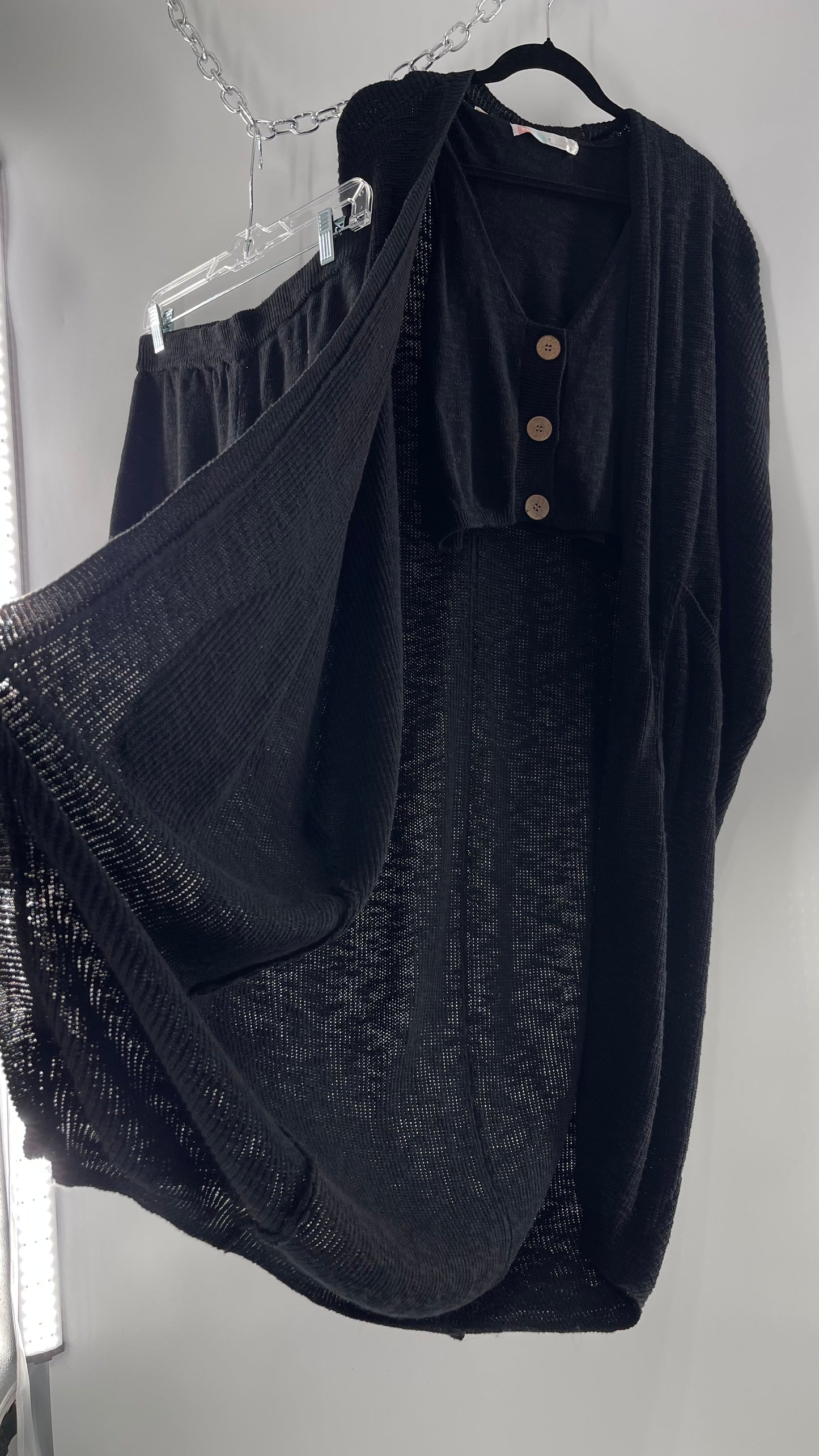 Free People Kai 3 piece Black Knit Cardigan, Tank, Shorts Set with Extra Button Never Worn (Medium)