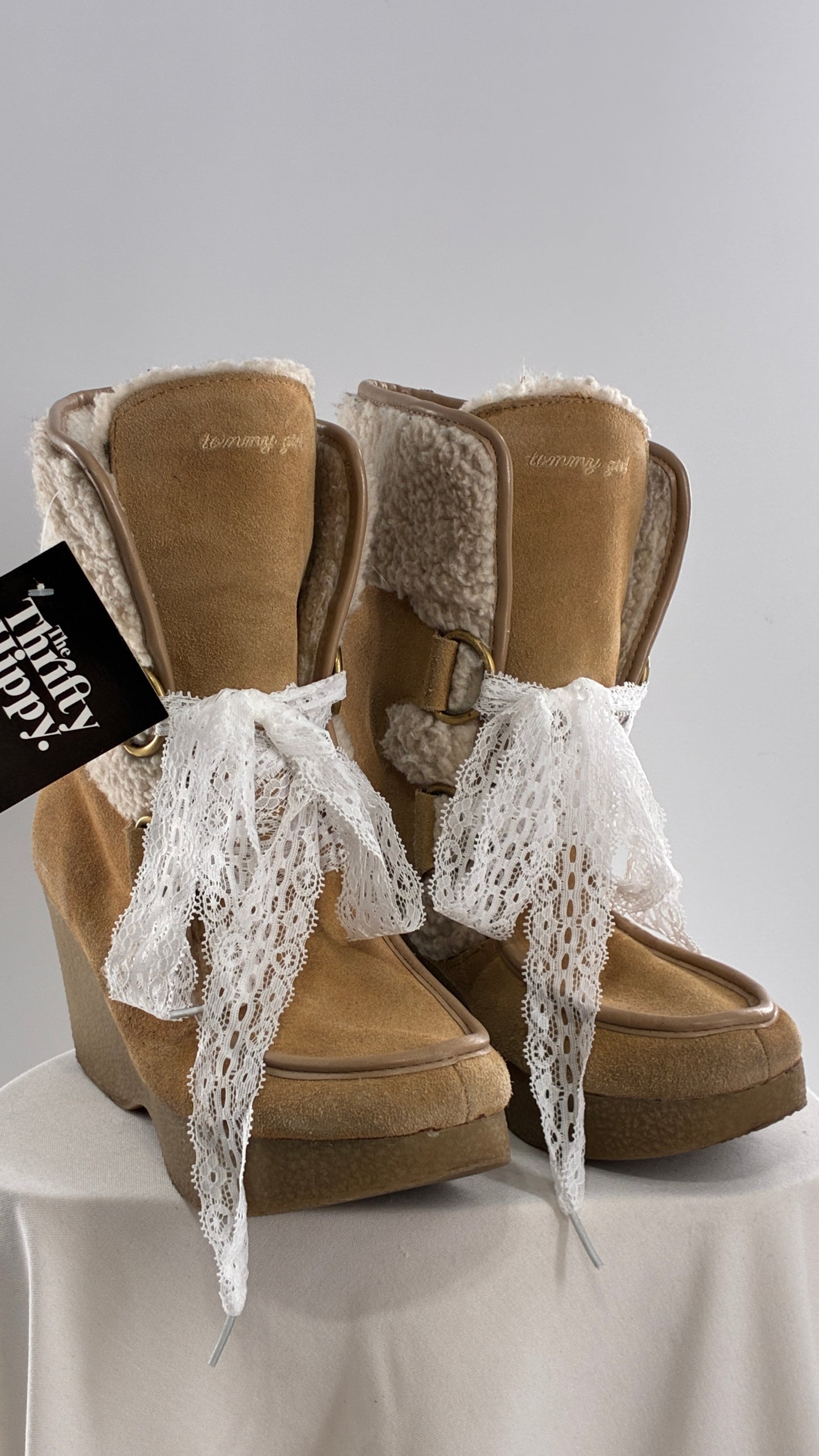 Vintage TOMMY GIRL Suede Leather Wedge Heels with Sherpa Details and Lace Trim Laces (8)