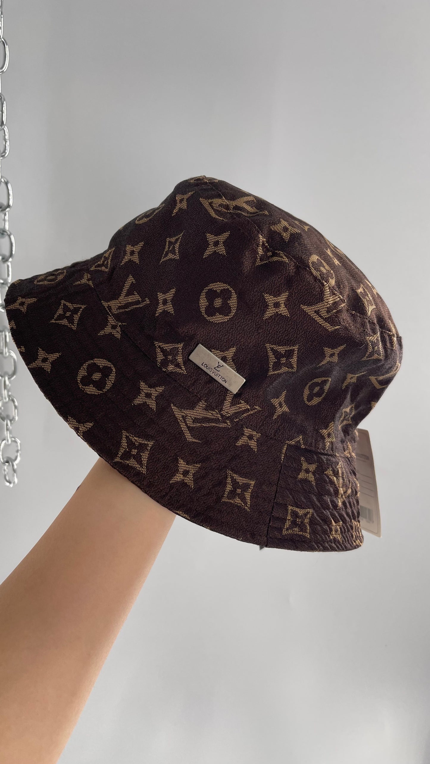 Unauthenticated Louis Vuitton Brown Monogram Bucket Hat