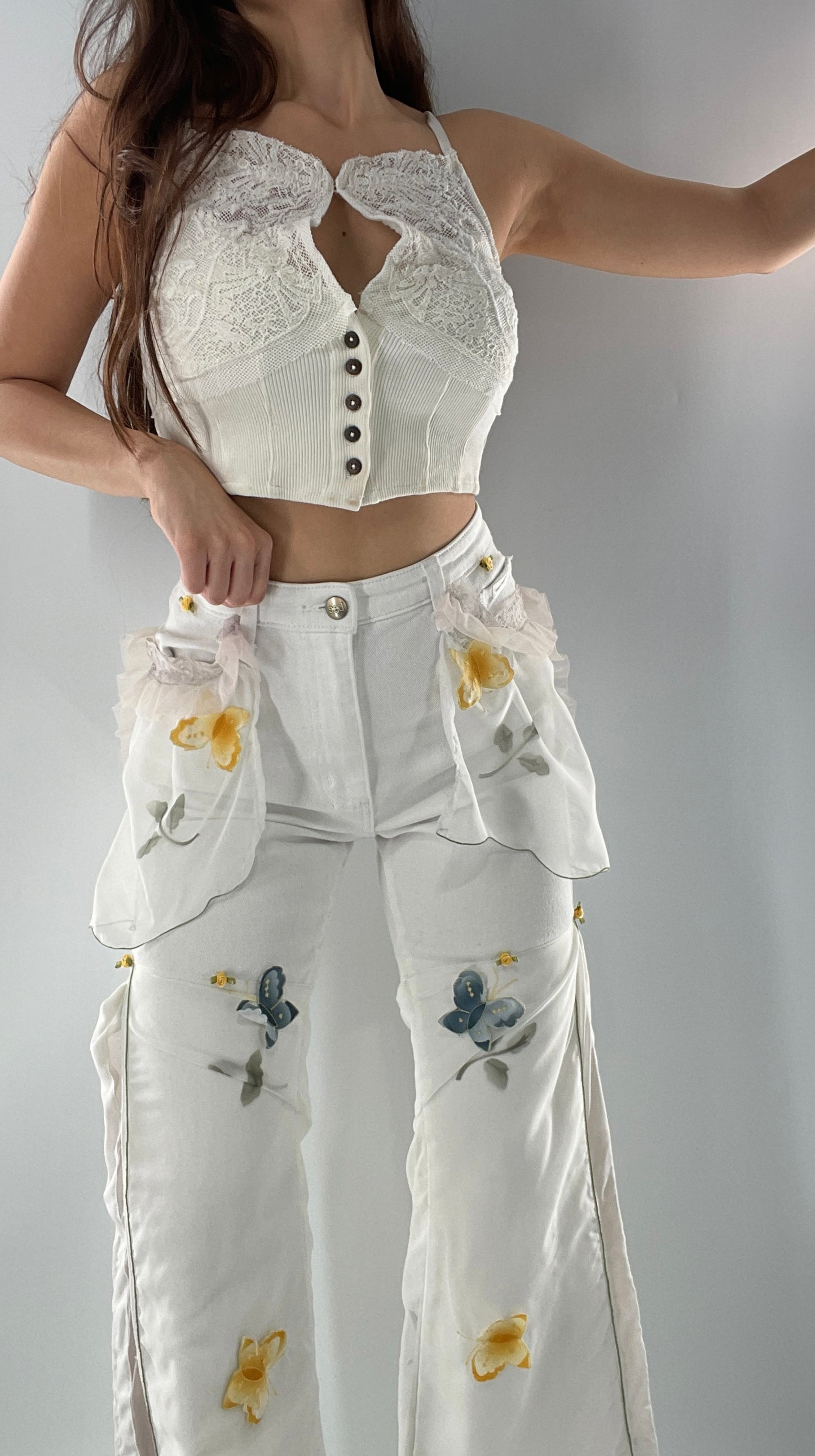 Remade Upcycled Lee White Jeans with Drawstring Adjustable Length, Lace Trim Pockets, Embroidery and Appliqué Details (27)