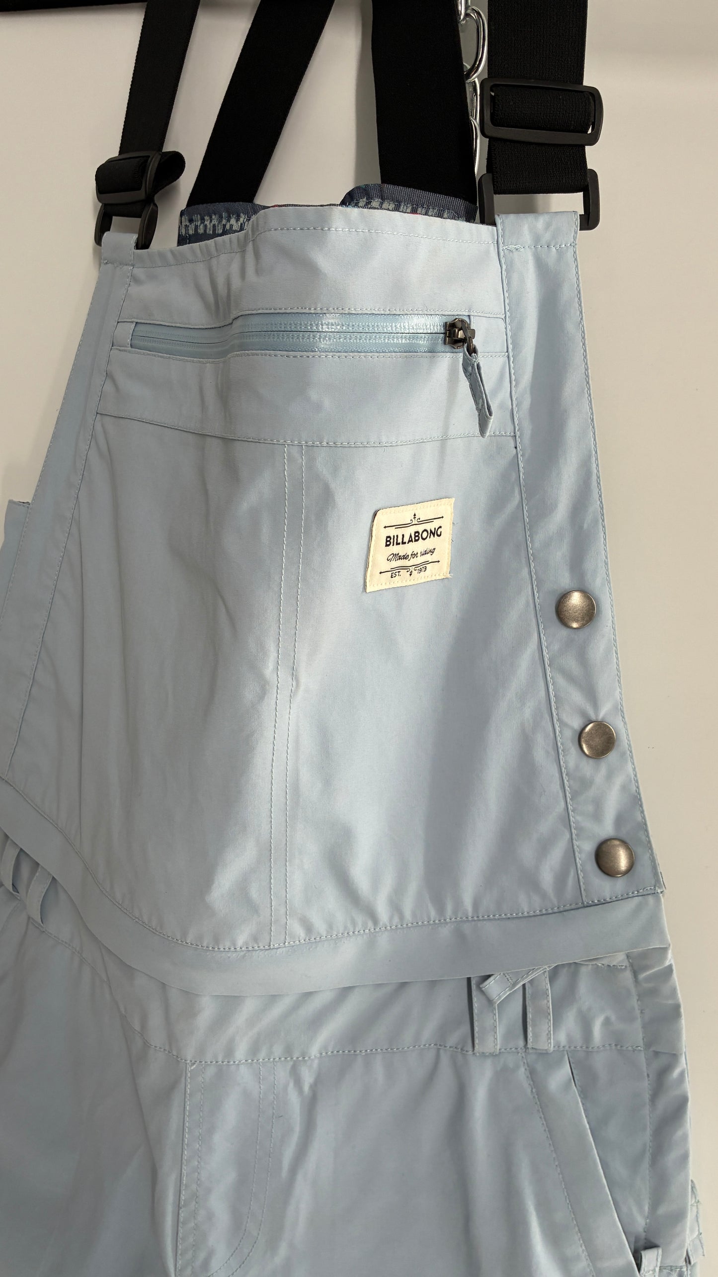 BILLABONG Light Blue Snowboarding Jumpsuit with Detachable Overalls (Small)