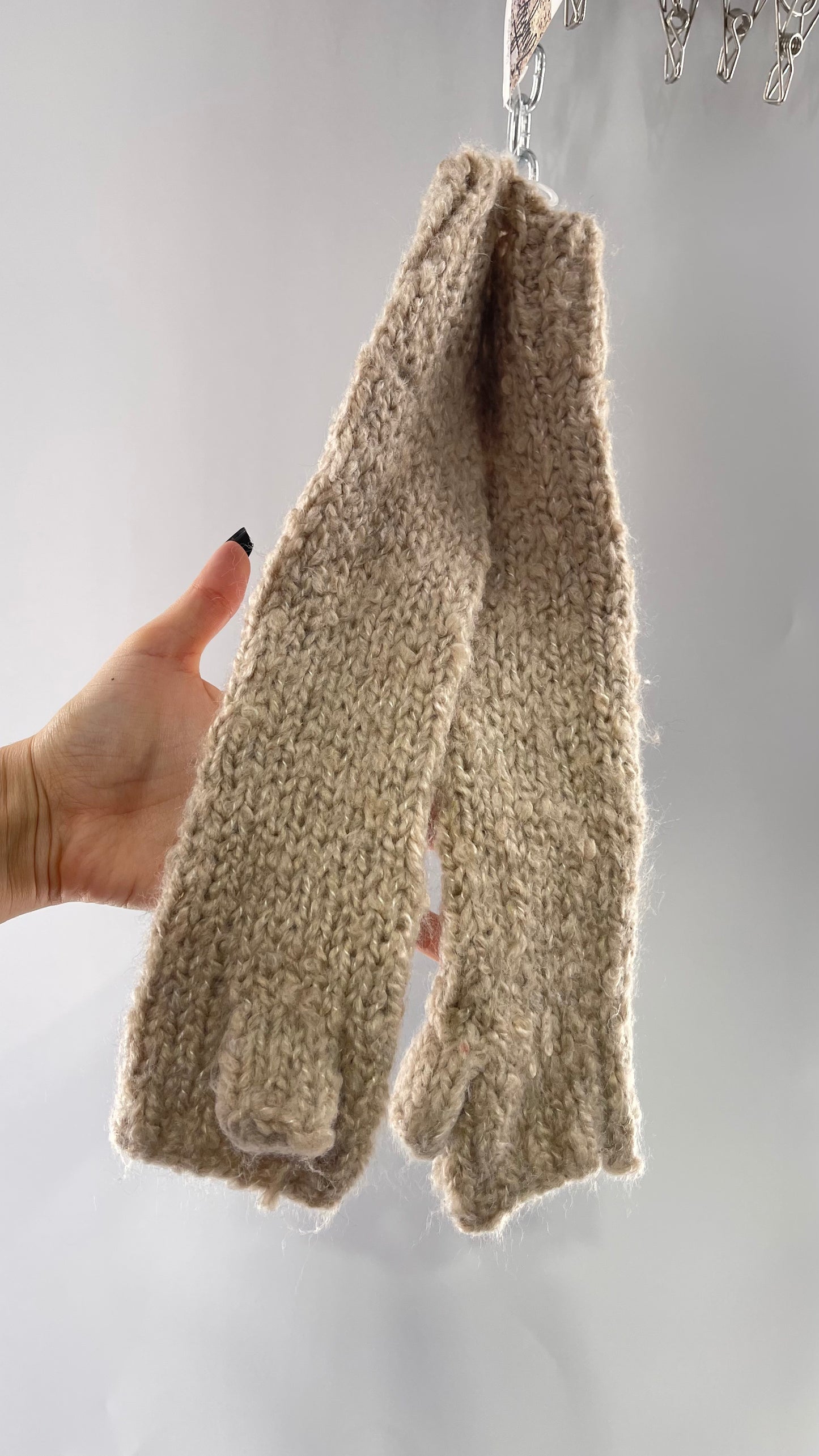 Urban Outfitters Beige/Oatmeal Knit Arm Warmer/Glove with Covered Palm, Thumb Hole
