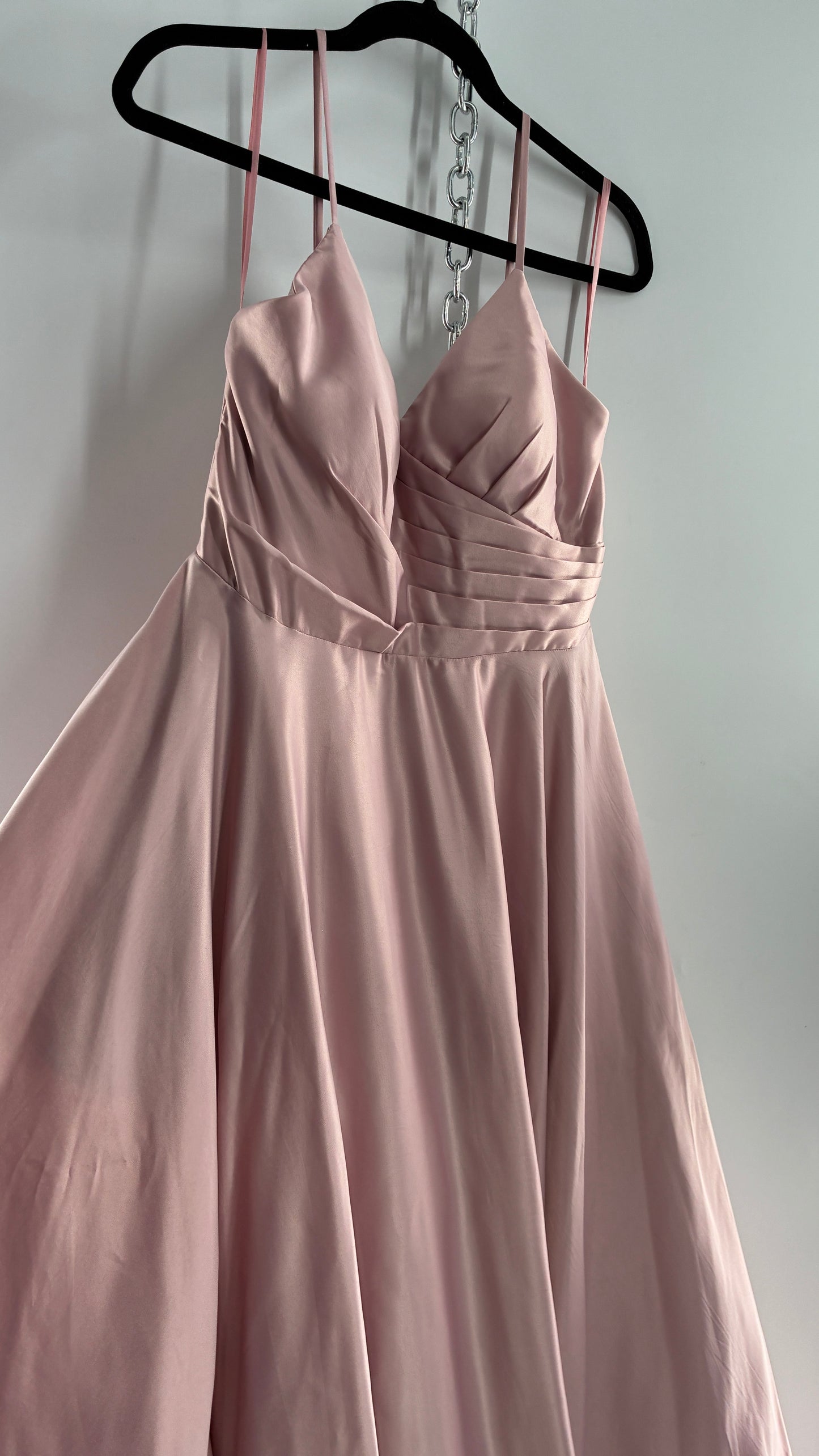 Vintage DANCING QUEEN Dusty Pink Voluminous Ballgown with Multiple Layers of Tulle (XL)