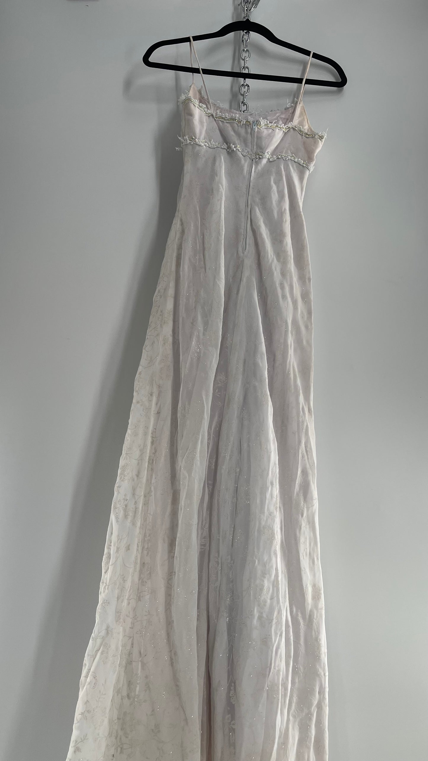 Vintage 1990s BLONDIE NITES by Jaslene Off White/Light Lilac Gown with Lace Trim (5)