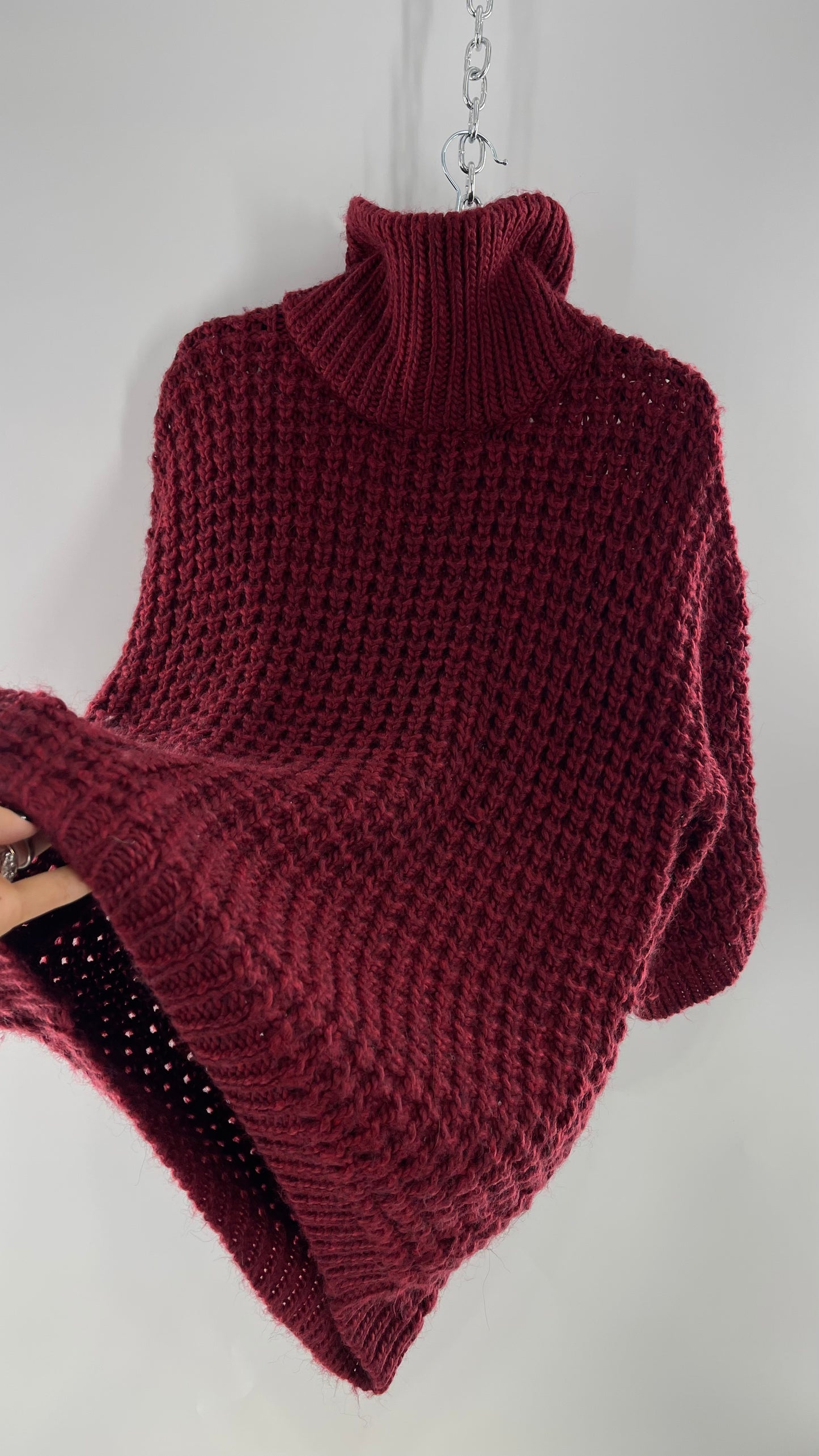Anthropologie Thick Knit Burgundy/Maroon Short Sleeve Slouchy Turtle/Mock Neck Sweater (Large)