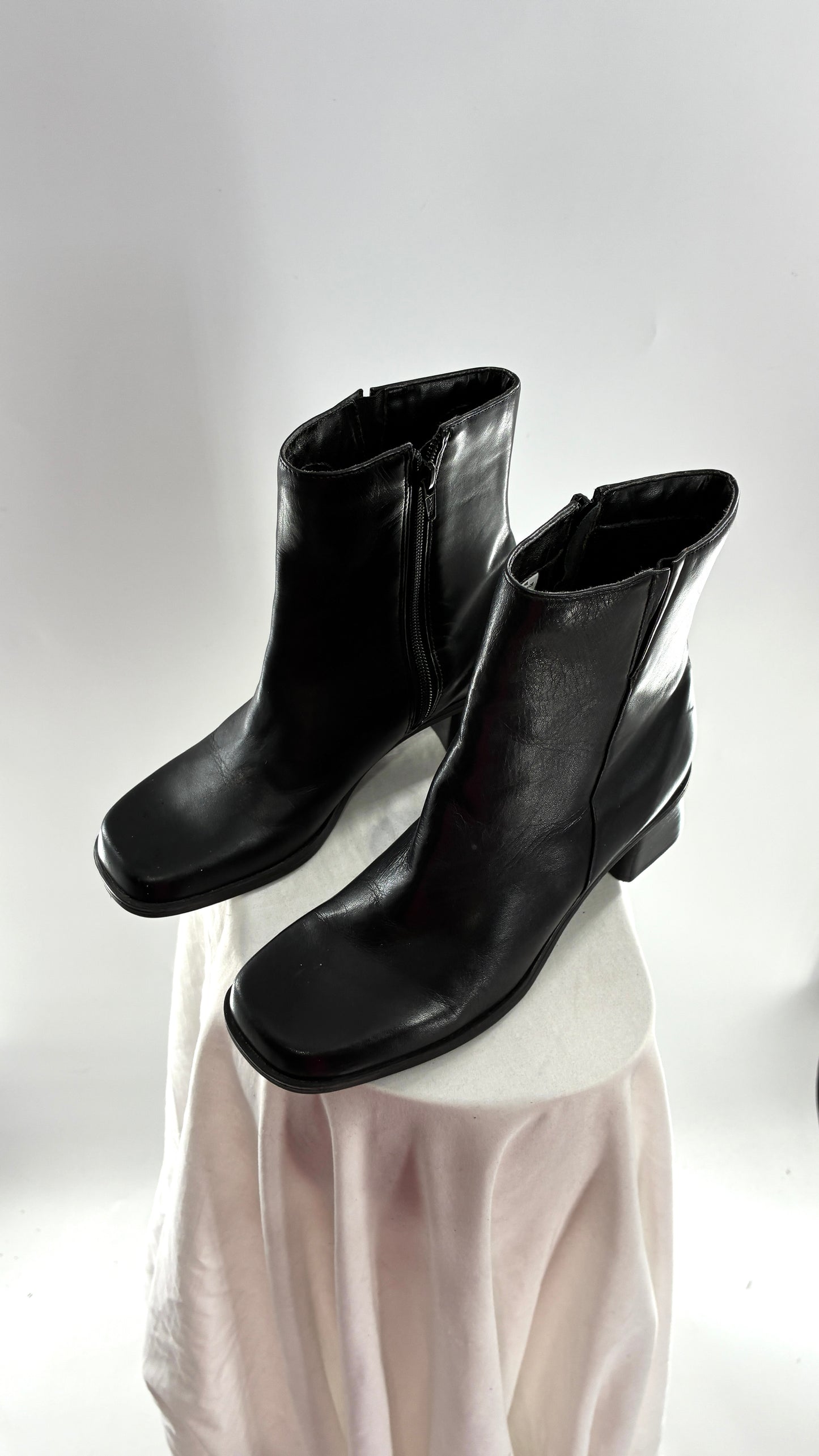 Vintage Naturalizer Black Square Toe Genuine Leather Block Heel Boots Made in Brazil (8)