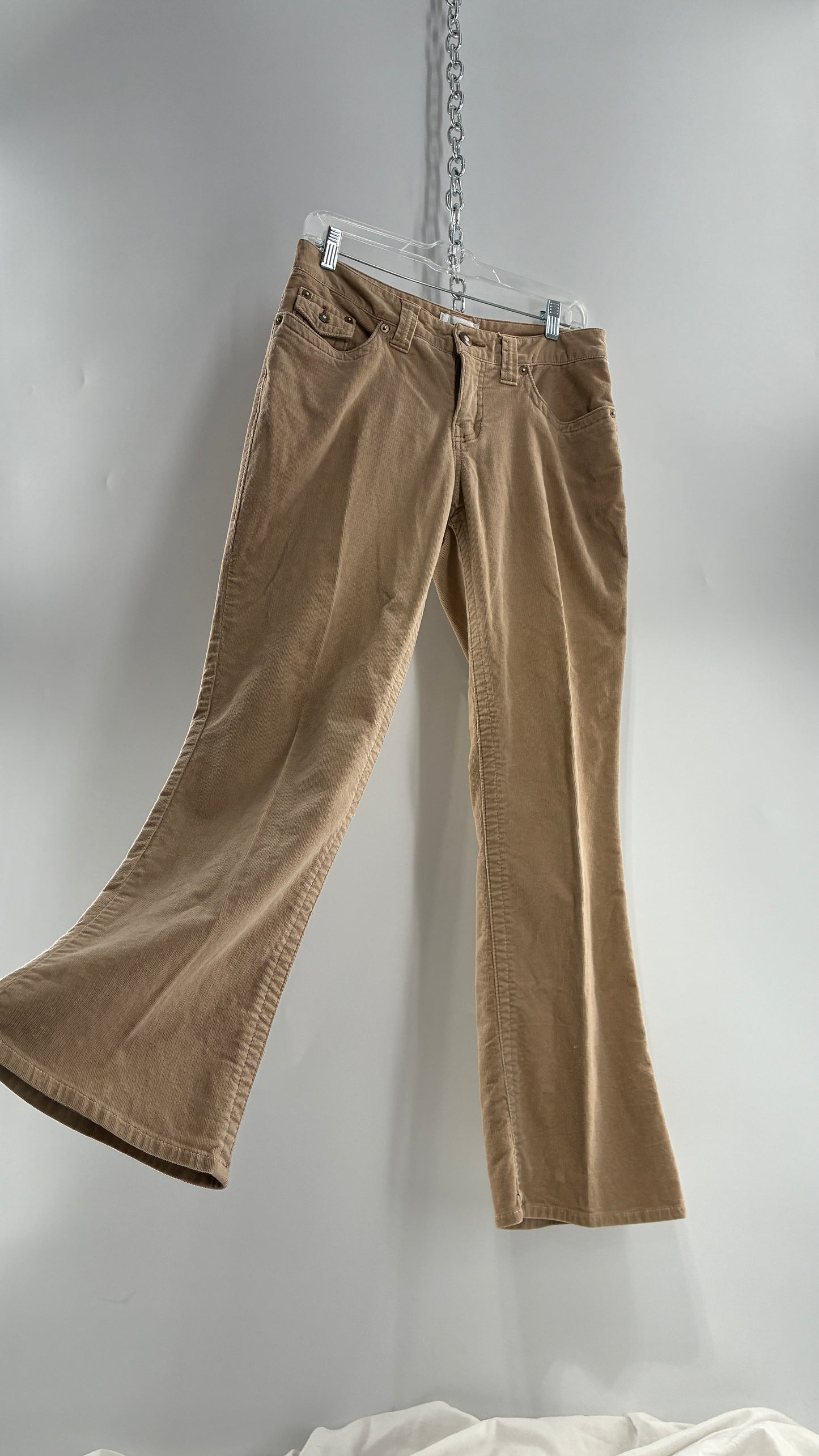 Vintage Fashion Bug Tan Corduroy Kick Flare Pants with Embroidered Bum Pockets (6)