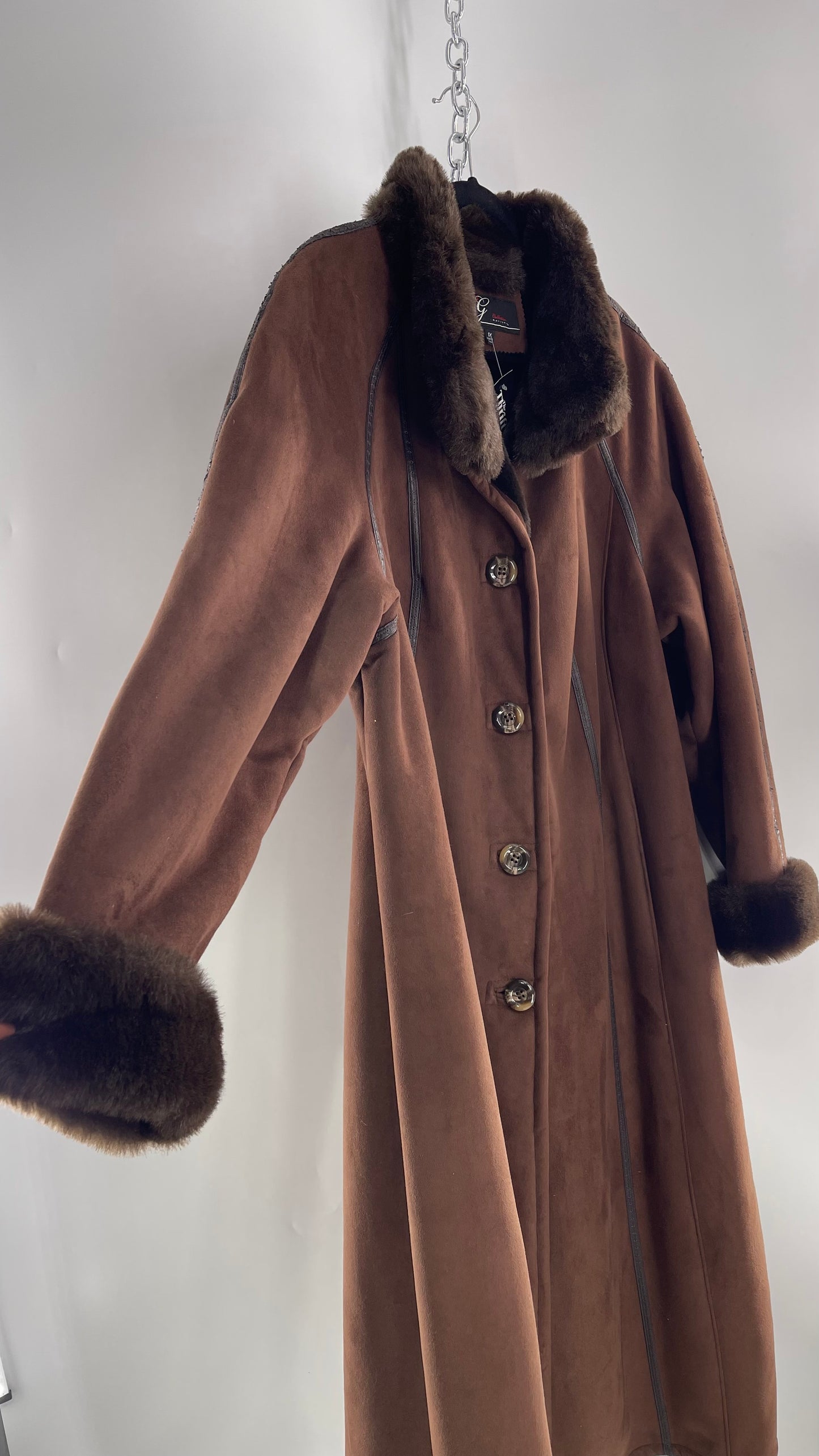 Vintage CG Collection Brown Coat with Faux Leather Piping and Faux Fur Cuffs and Collar (C)(XL)