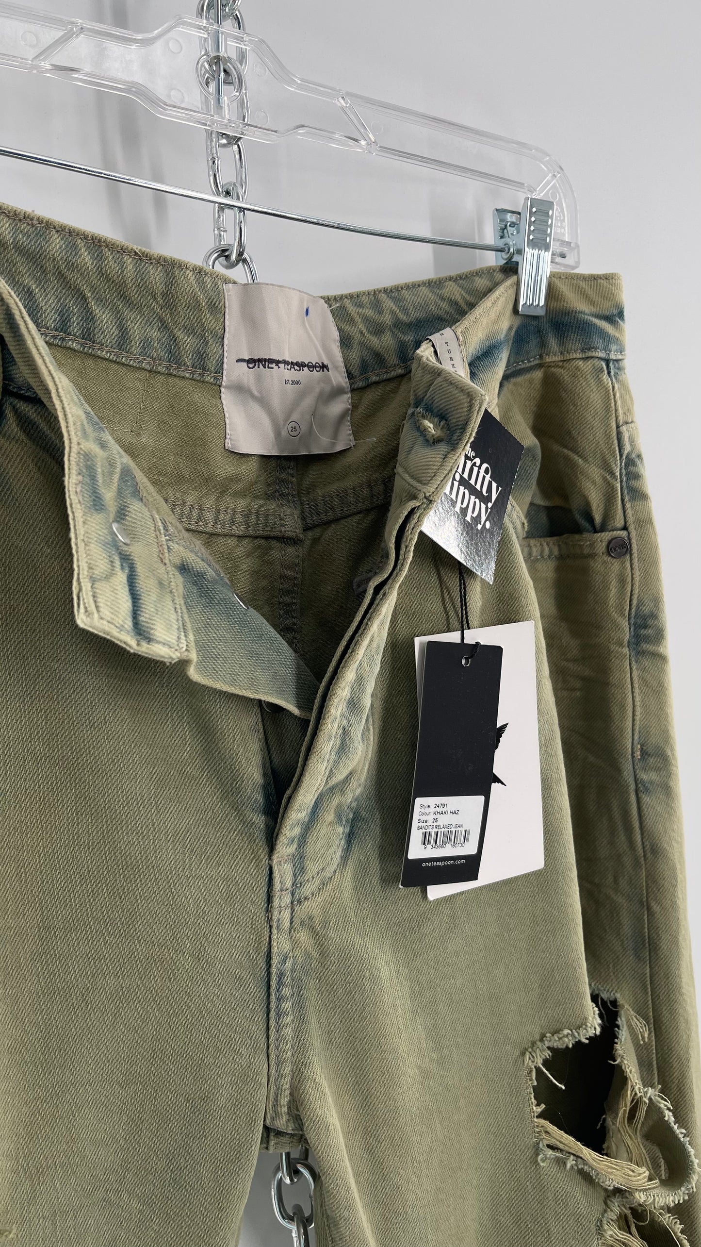One Teaspoon Distressed Baggy/Bandit Relaxed Jean with Green Hue/Wash (Khaki Haze) (25)