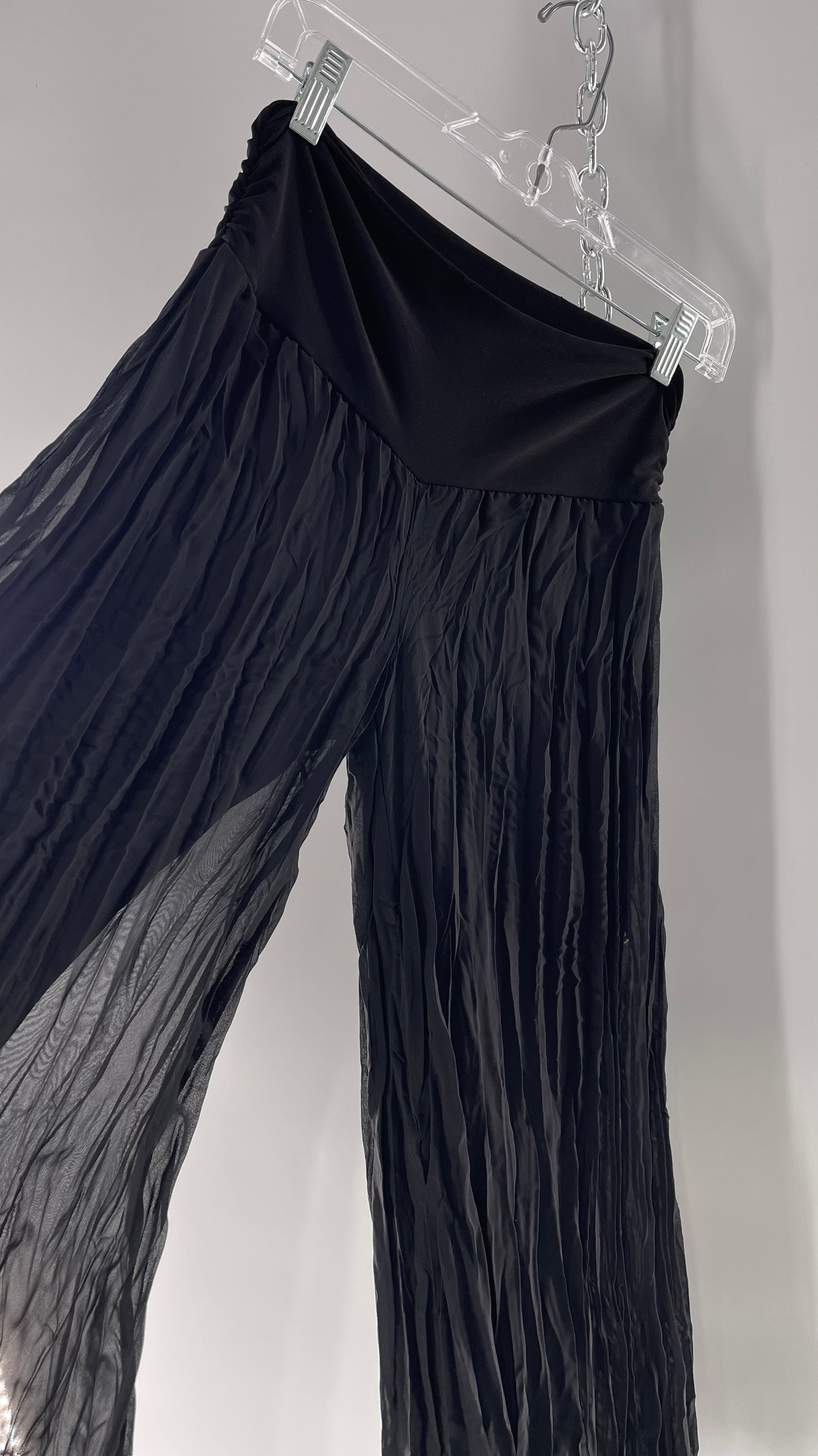 Vintage Body Central Crimped/Crinkled Low Waist Ultra Wide Leg Flared Yoga Pants (Small)