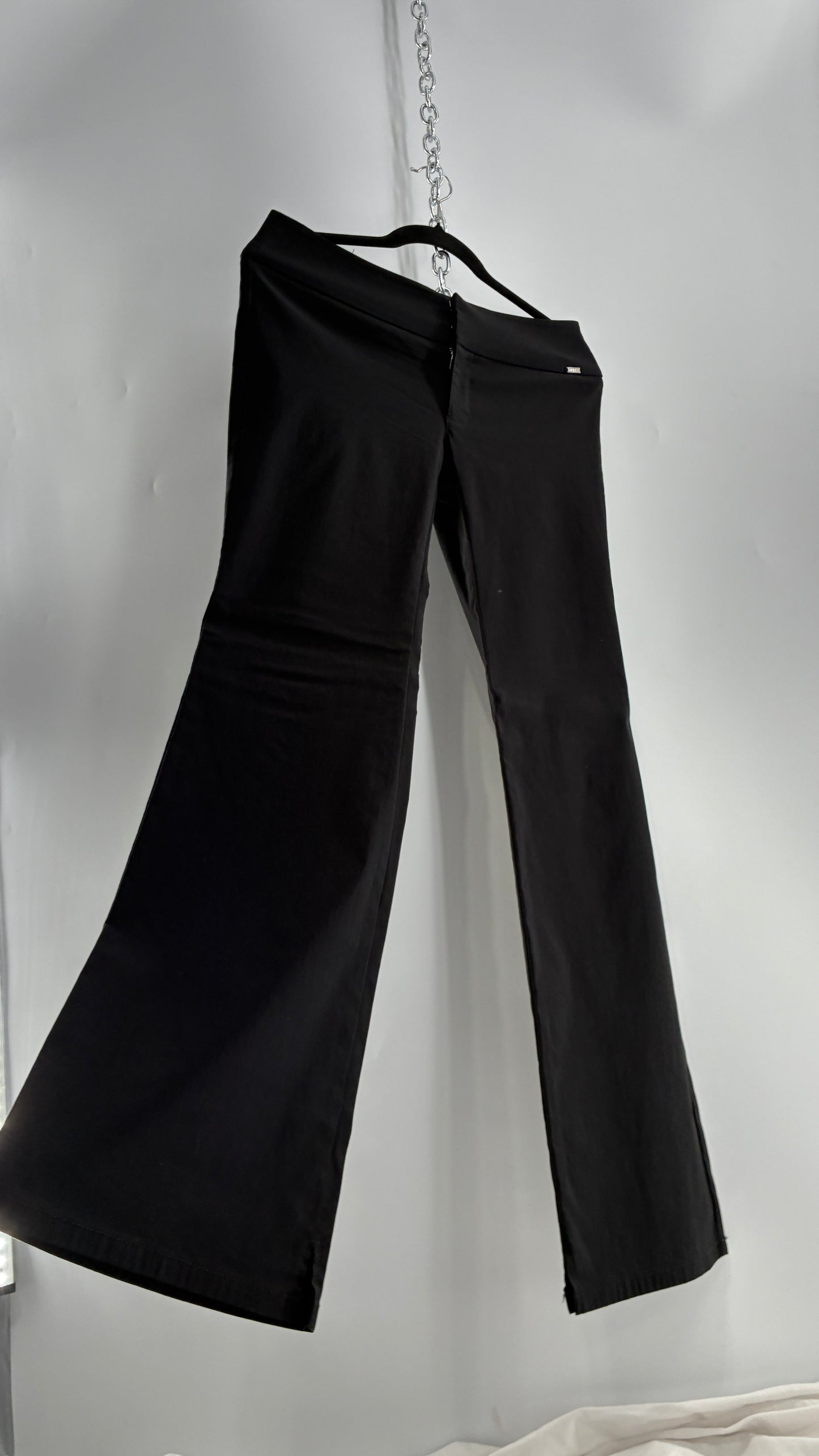Vintage 1990s GUESS Stretch Low Rise Thick Waistband Black Kickflare (29)