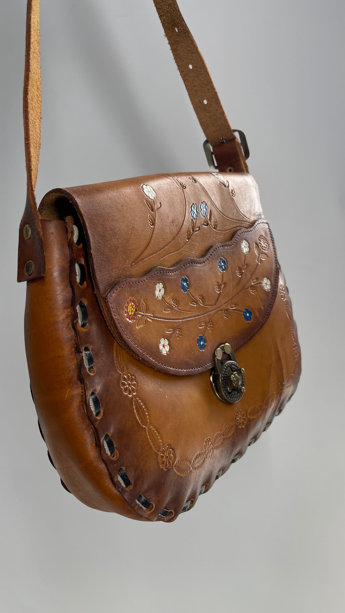 Vintage 1970s Mexico Leather Saddle Bag with Engravings, Stitching and Turnstile Closure
