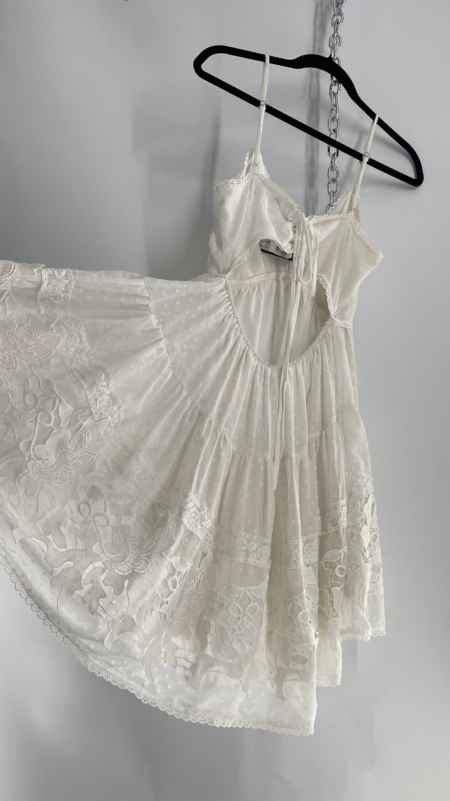 INA Voluminous White Tiered Open Back Mini Dress with Lace Trim (M)