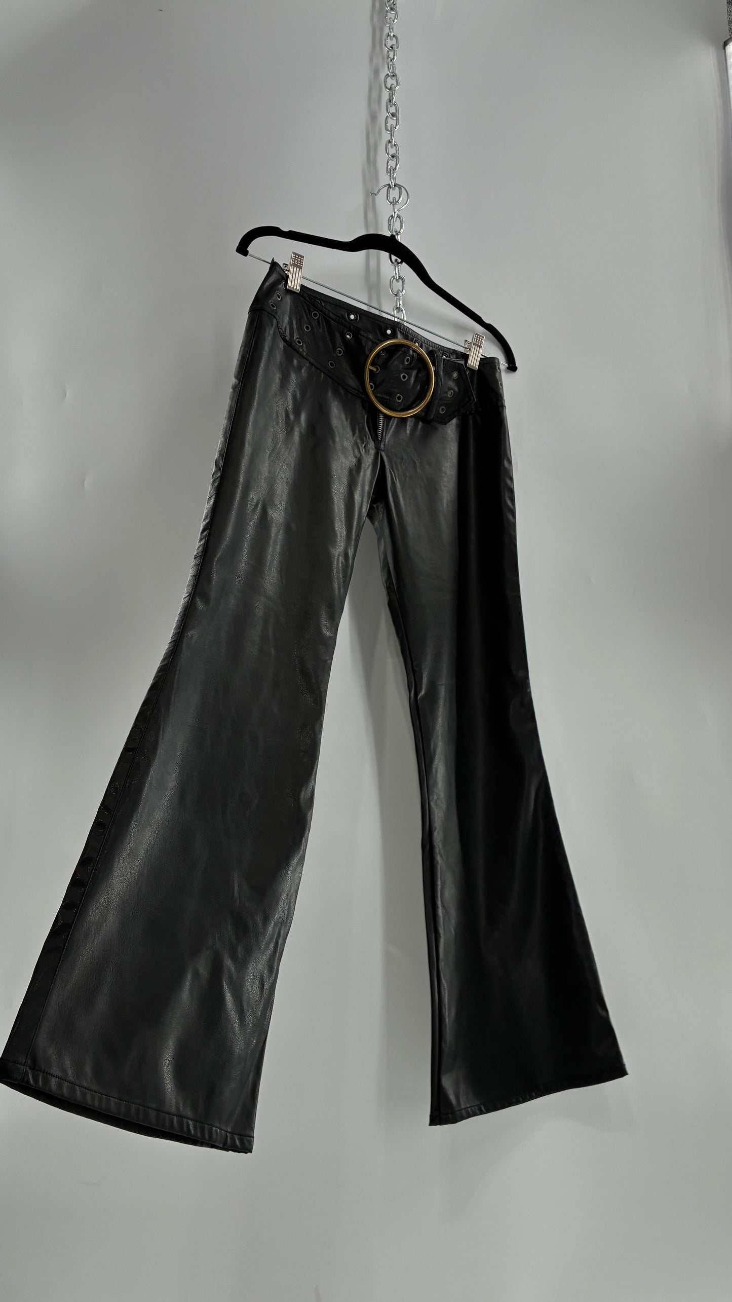 Vintage Toba&Co Tobacco Faux Leather Low Rise Zip Front Kick Flares with Wide Grommet Covered Bronze Circle Buckle Belt (S)