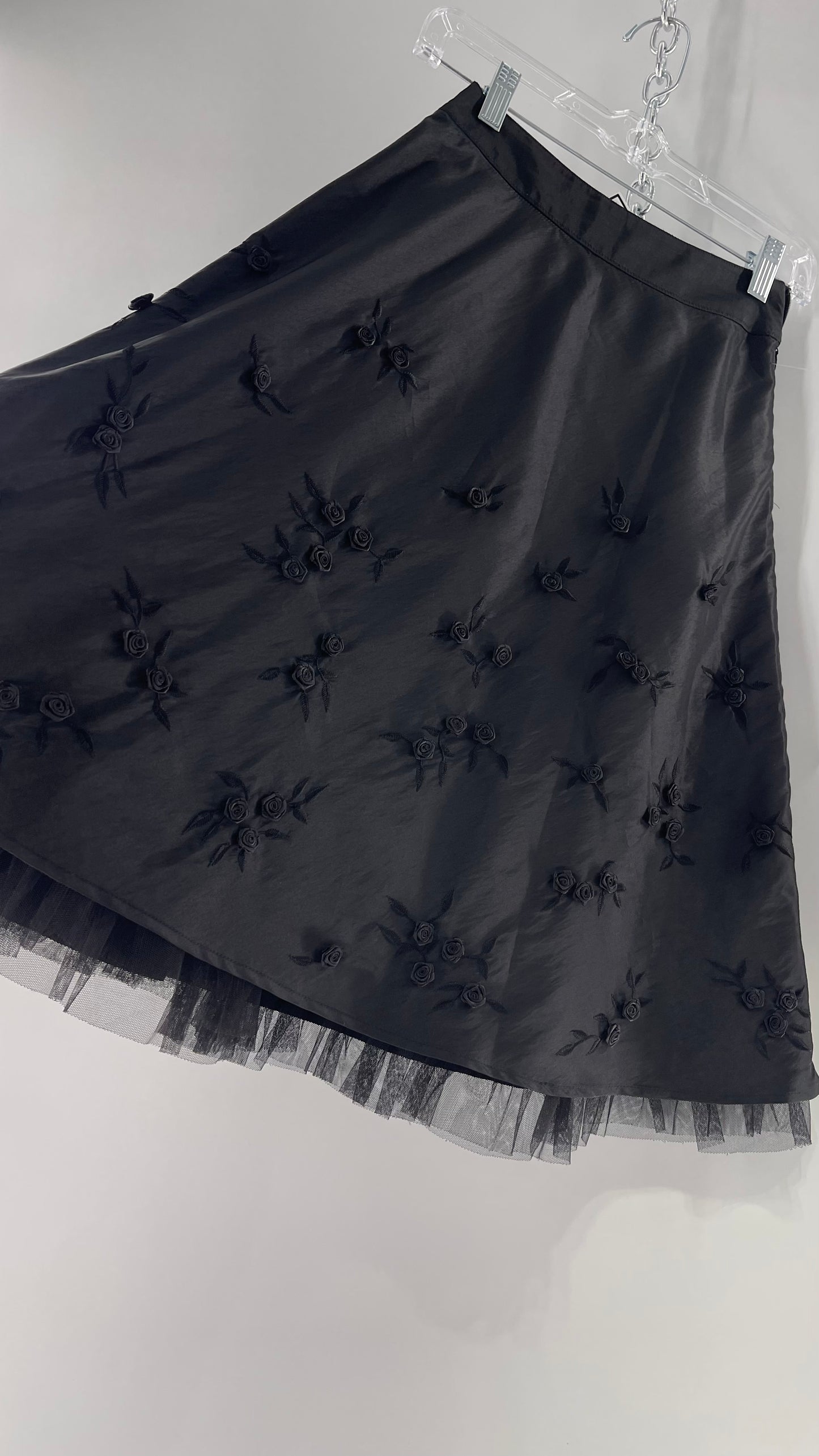 Vintage Josephine Chaus Petite Black Skirt with Rosettes and Mesh Underlay (6P)