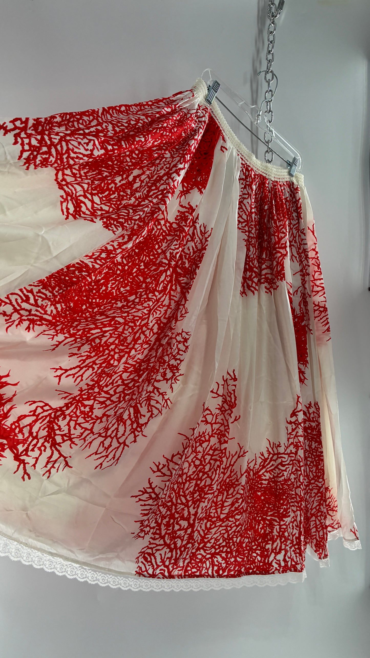 Handmade Vintage Full Length Voluminous Silky Skirt with Red Design (Large)