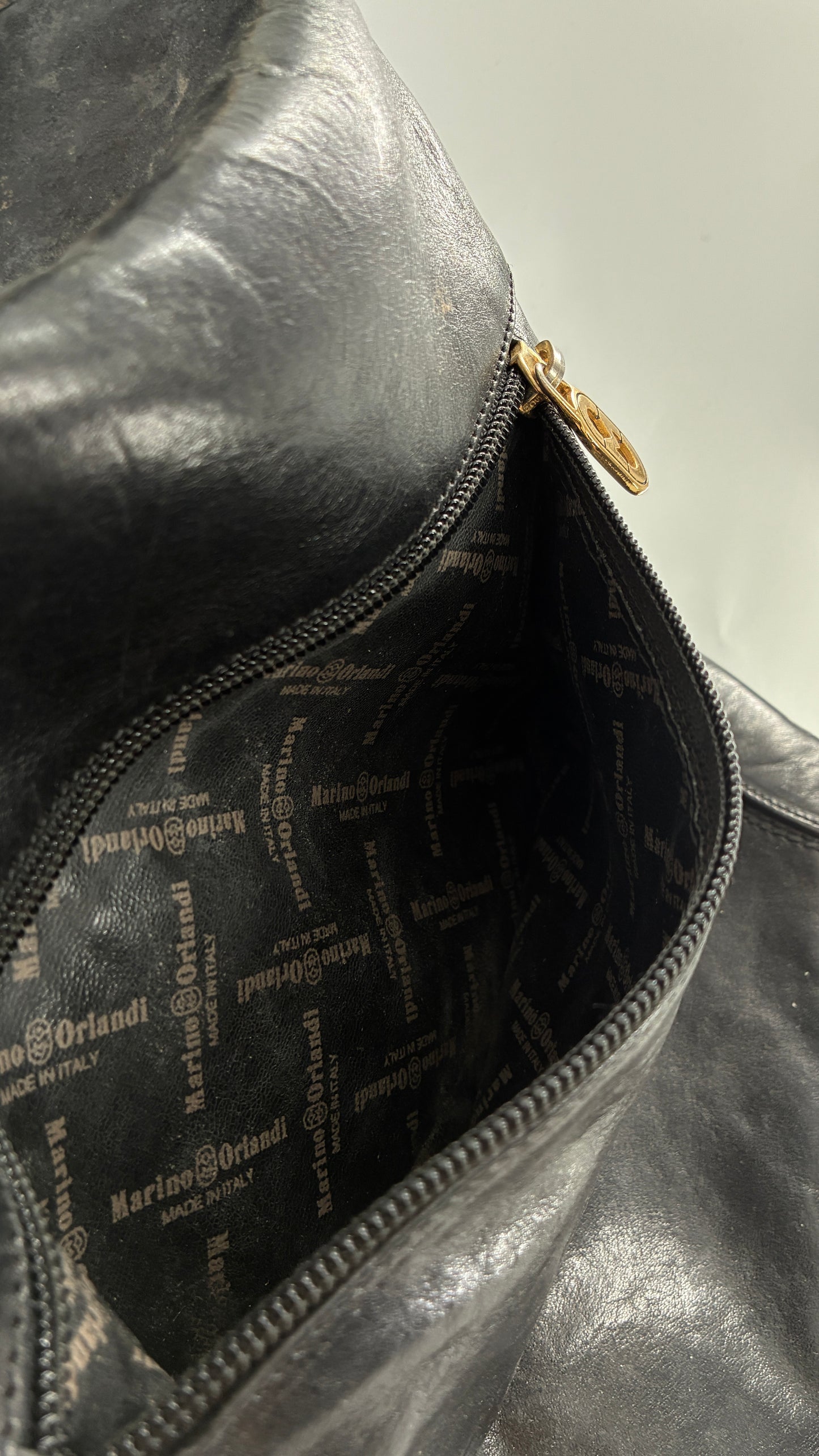 Vintage MARINO ORLANDI Black Leather Purse Made in Italy with Gold Embossed Hardware