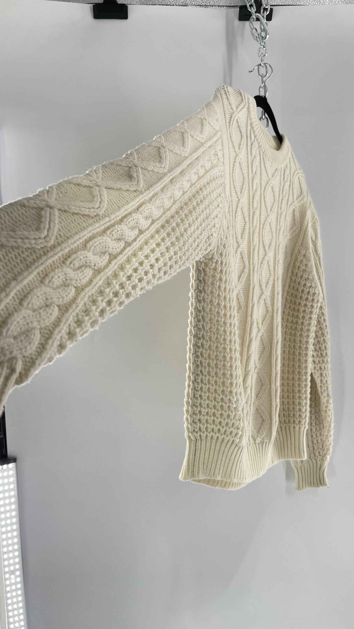 Vintage Ivory Cableknit Slouchy Sweater (Large)