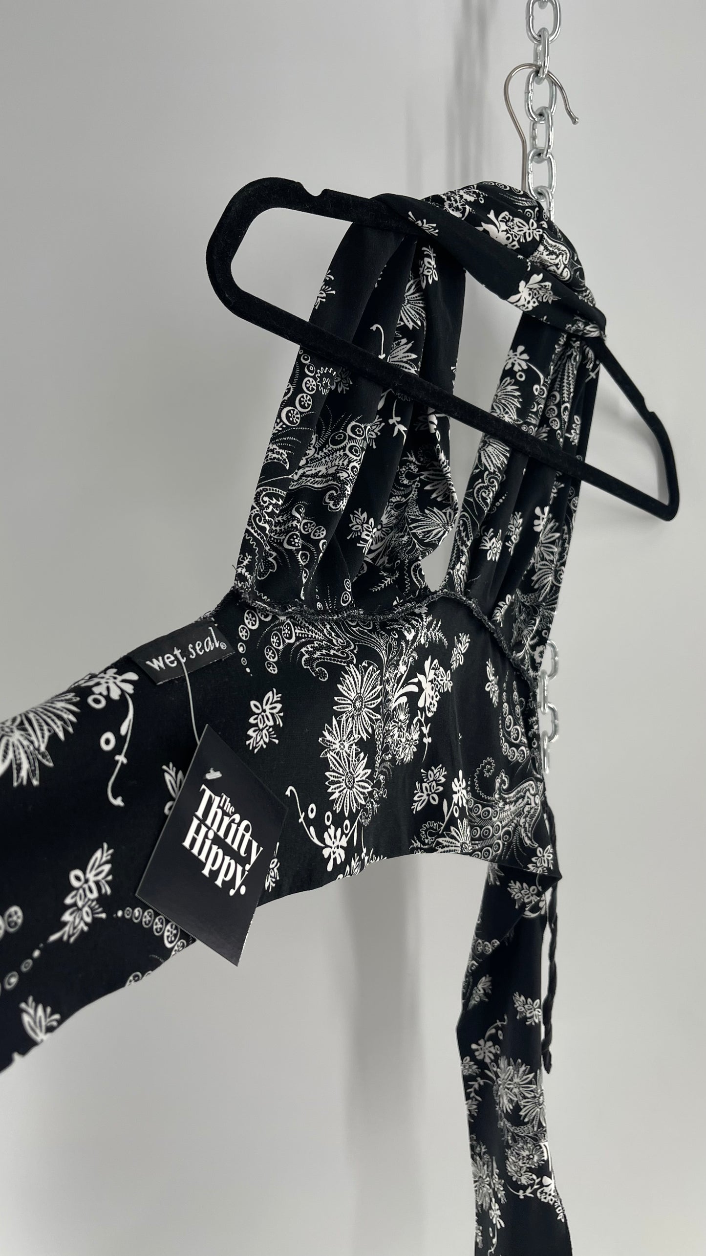 Vintage Wet Seal Black & White 1990s Paisley Halter Open Back (S/M)