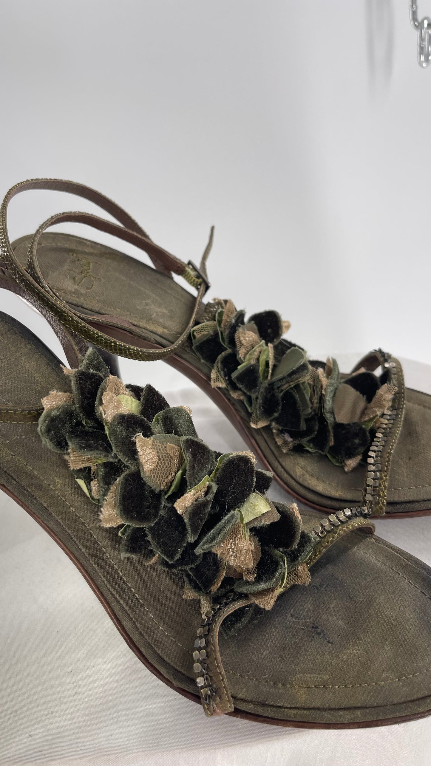Vintage 1990s Italian Studio Designer Heel Forest Nymph, Mixed Texture Rosette Detailing with Leather Straps and Sole (8.5)