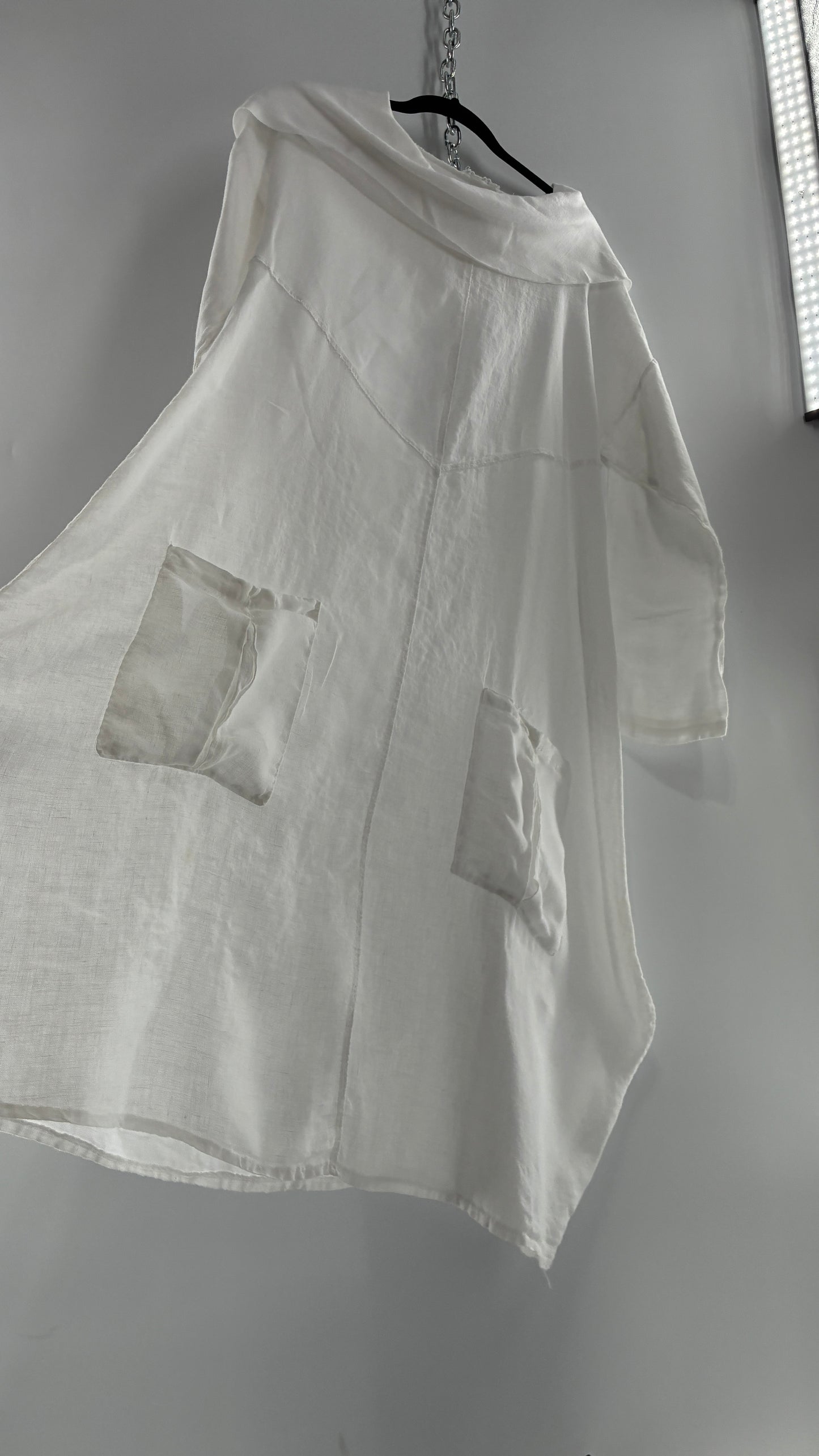 Vintage White 100% Linen Made in Italy Blouse Dress (Large)