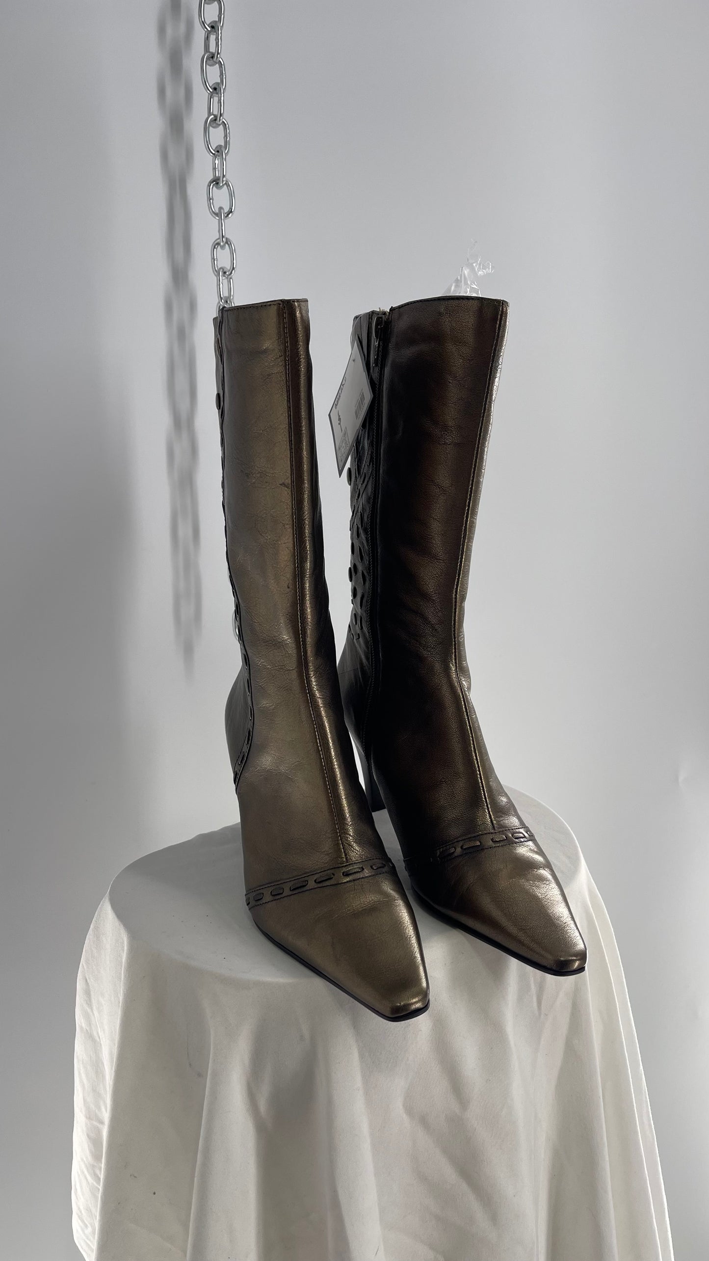 Vintage BANDOLINO Bronze Metallic Pointed Toe Boots with Leather Stitching and Studded Details (7)