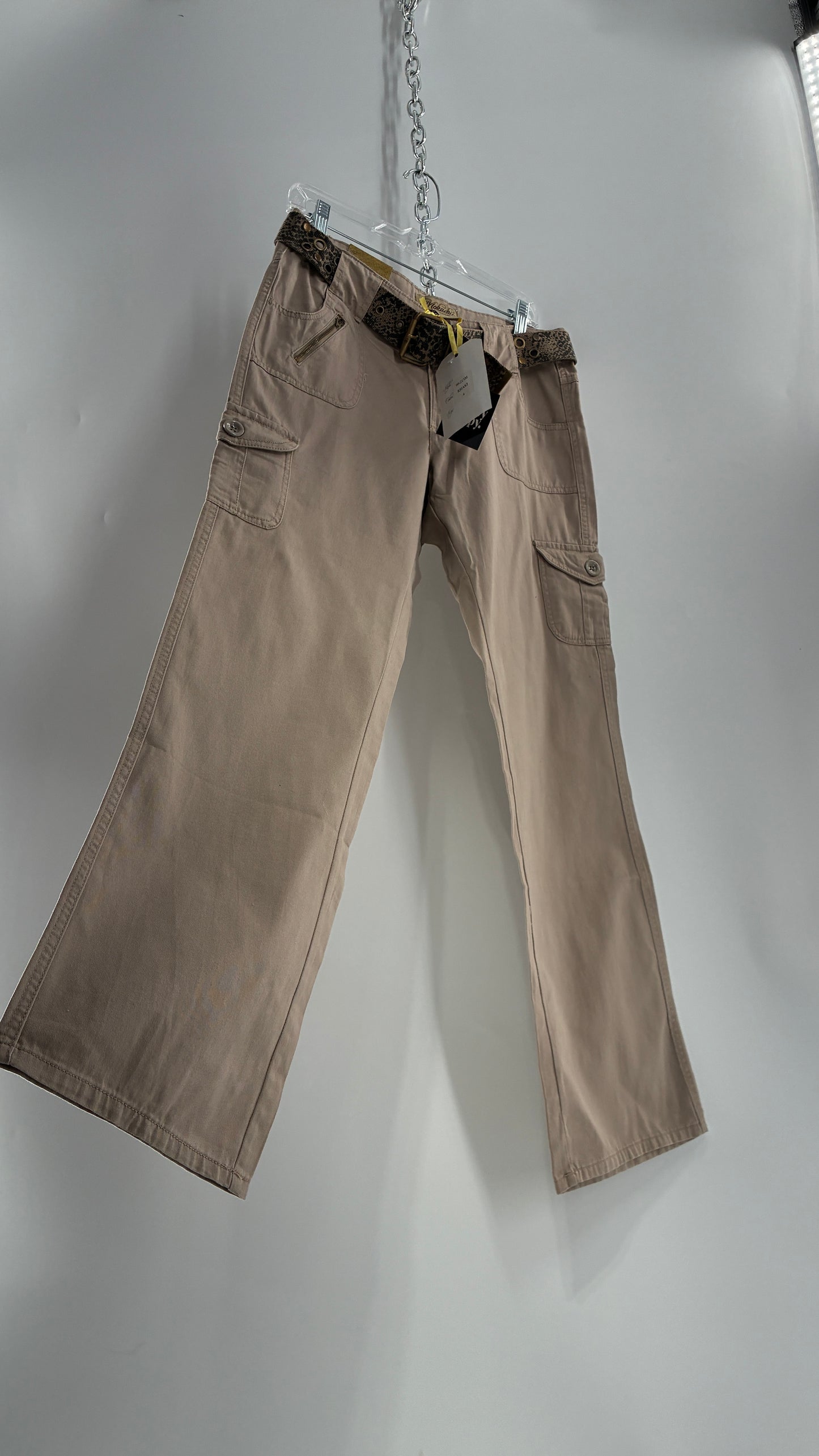 Deadstock Vintage MOKACHINO Tan Low Rise Cargos with Grommet Belt and Zipper Details (4,10)