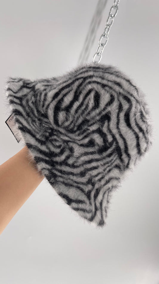 Vintage Designer Filippo Catarzi 80% Angora Zebra Printed Bucket Hat