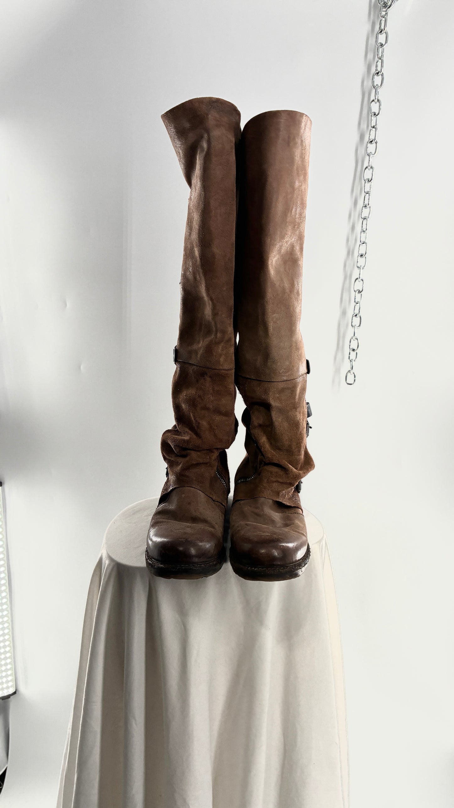 Tatum Over the Knee AS98 Distressed Worn Boots (41)
