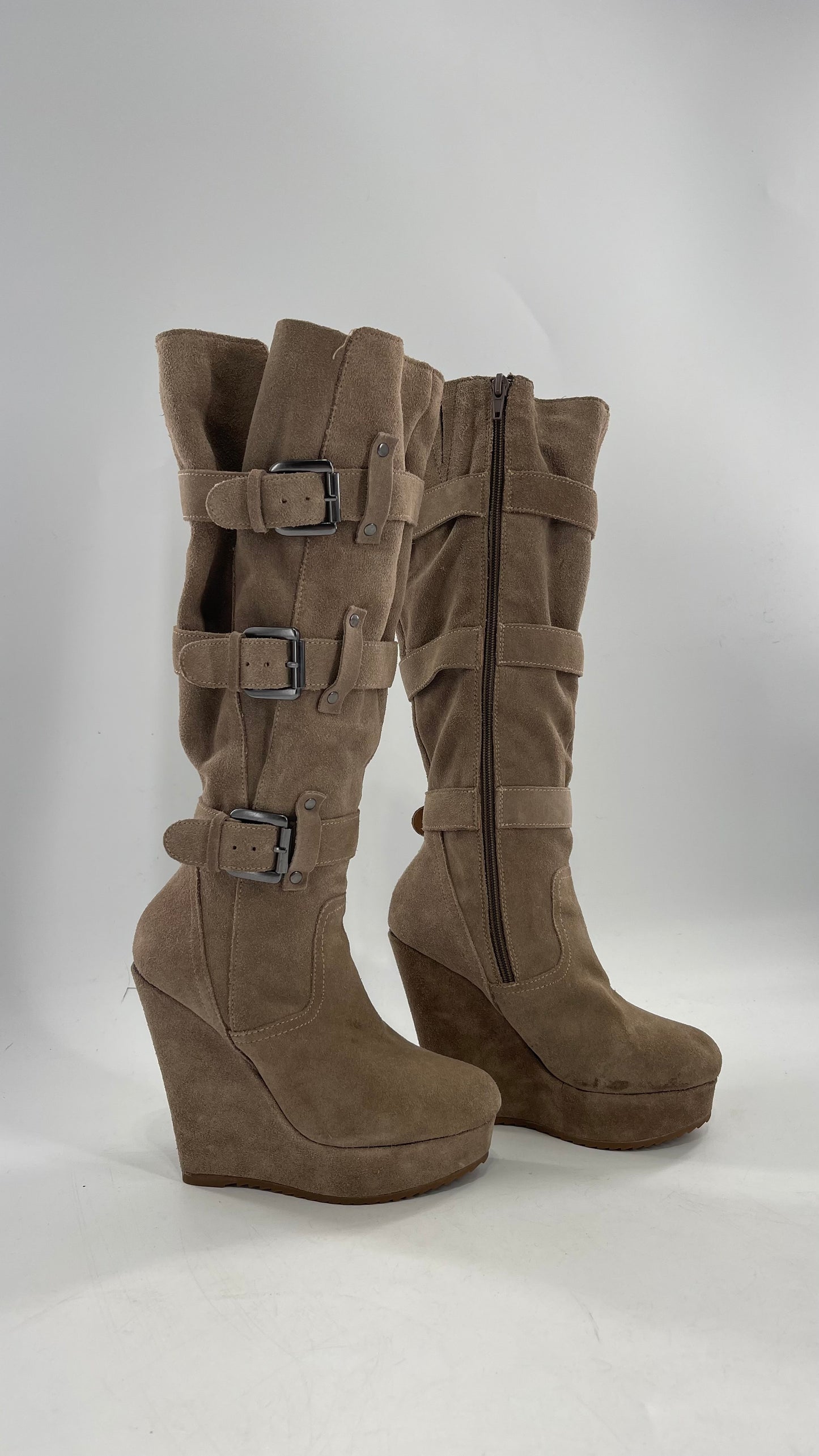 Vintage Bakers Genuine Suede Leather Gray/Tan Wedge Platform Knee High Boots with Gun Metal Buckles (6)