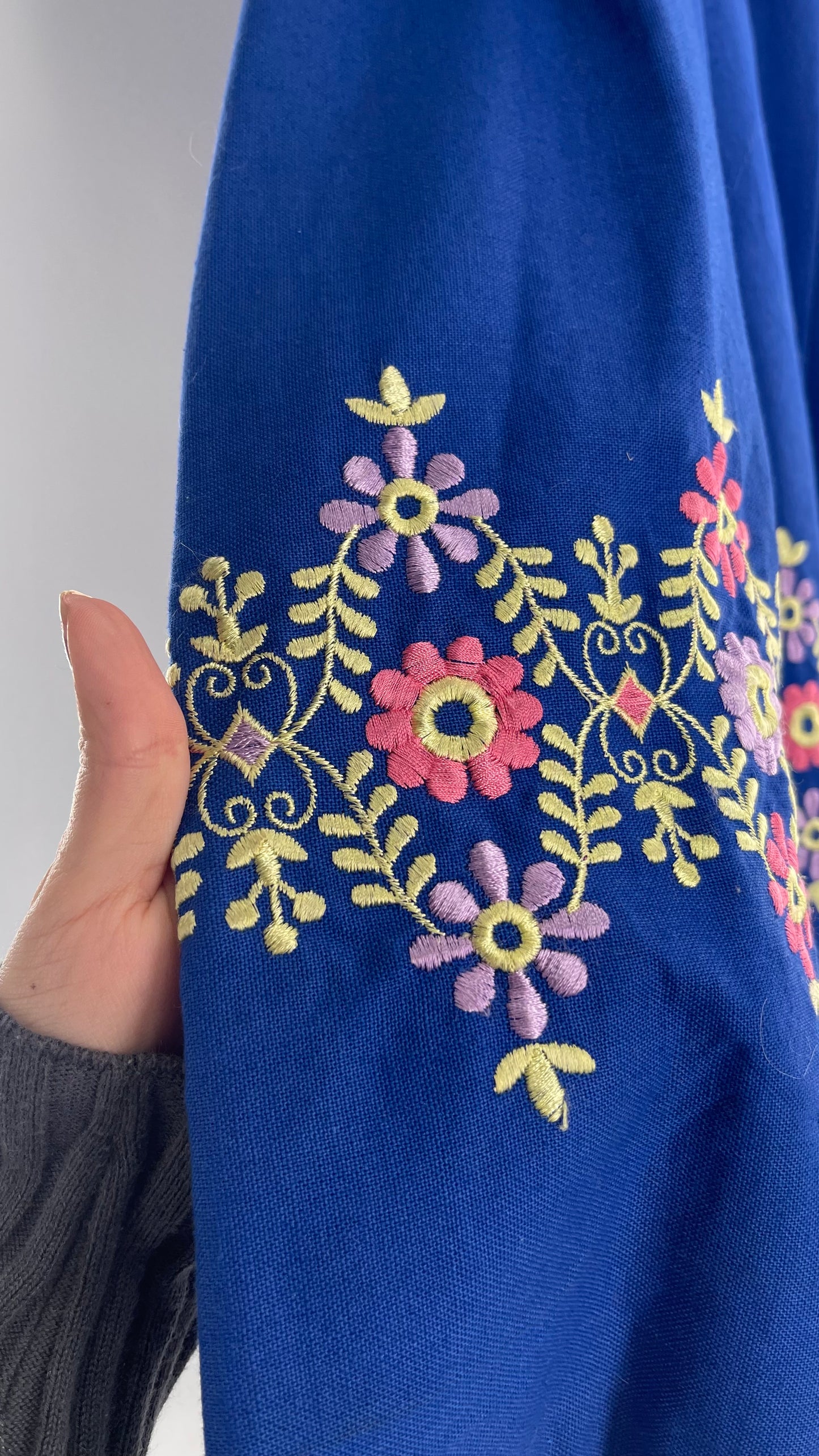 Vintage 1970s Spitzing Modell Wilhelm Picherer Hohenkirchen Traditional German Hand Embroidered Royal Blue Dress (M)
