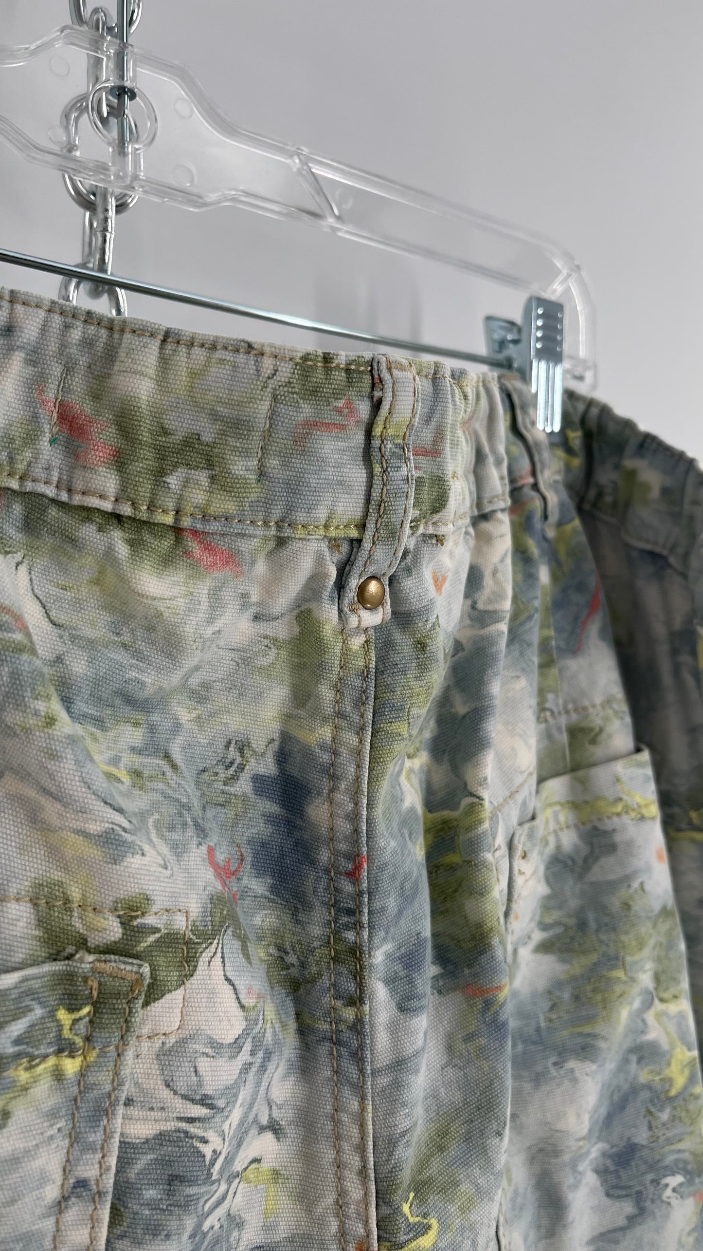 Pilcro Anthropologie Lilly Pad Pond Painted Water Color Cargos (26W)