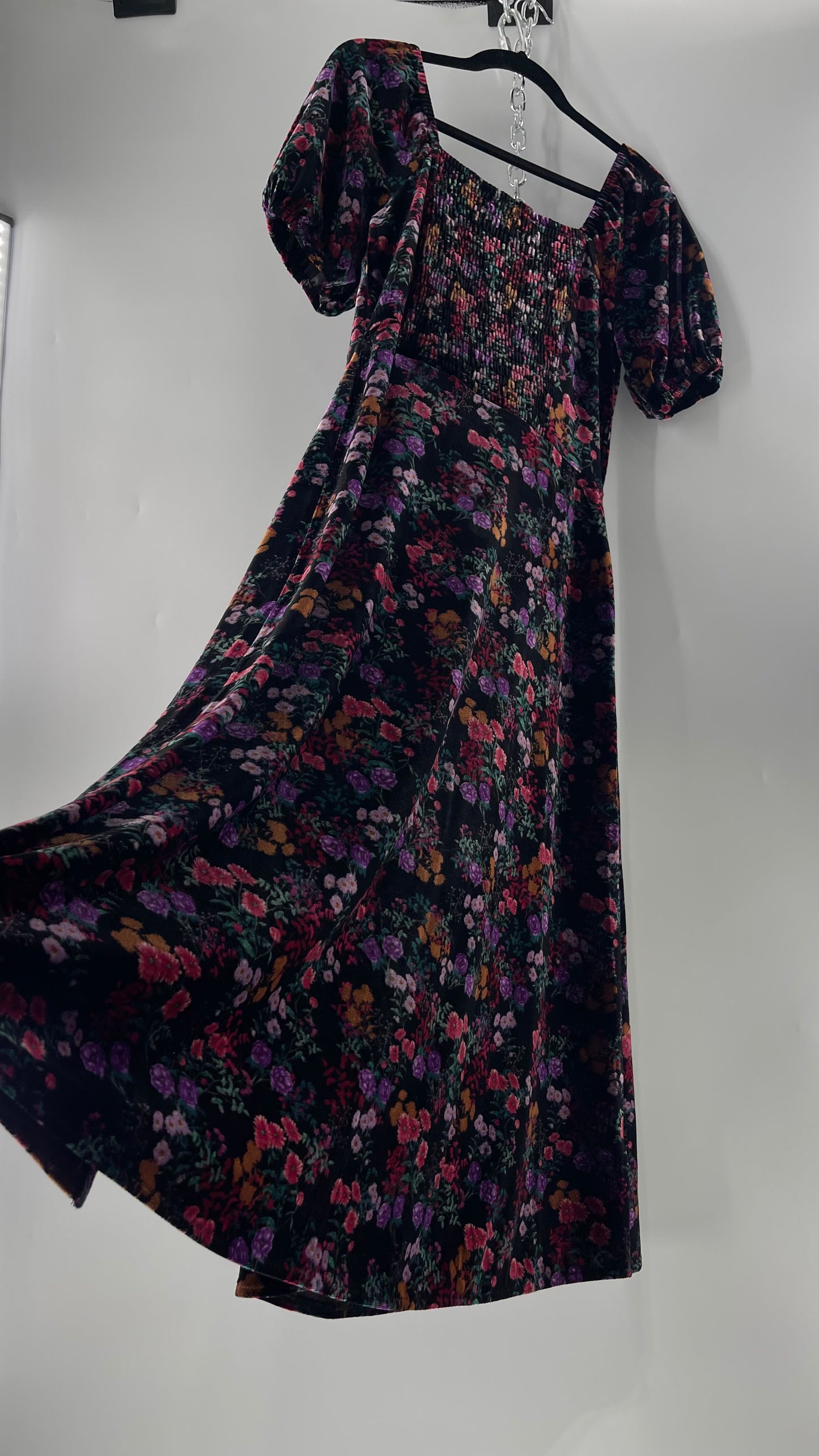 LOFT Velvet Dark Floral Full Length Dress with Puff Sleeves and Smocked Back with Tags Attached (8)