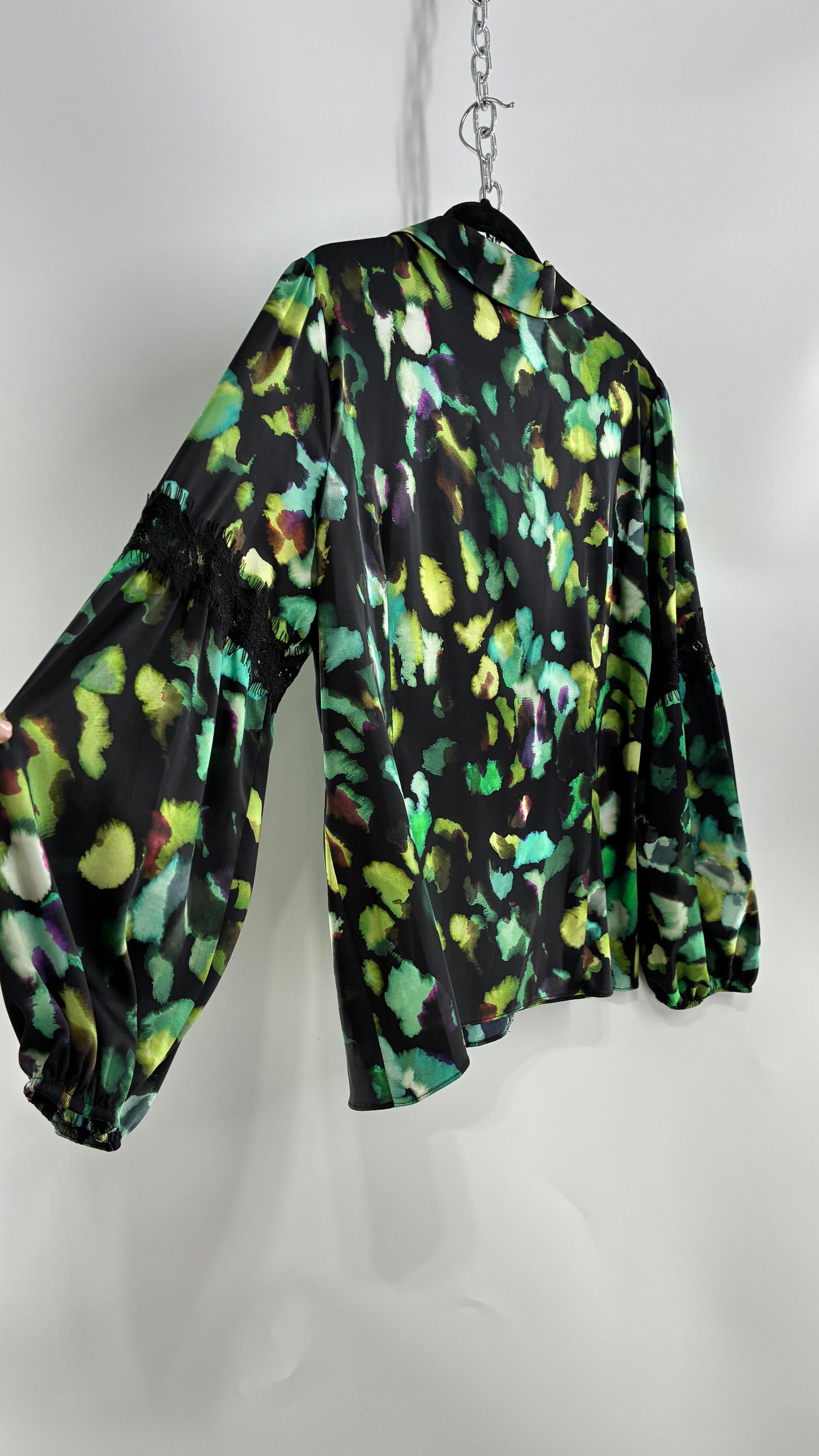 JOSEPH RIBKOFF Green Graphic Balloon Sleeve Blouse with Tags Attached (14)