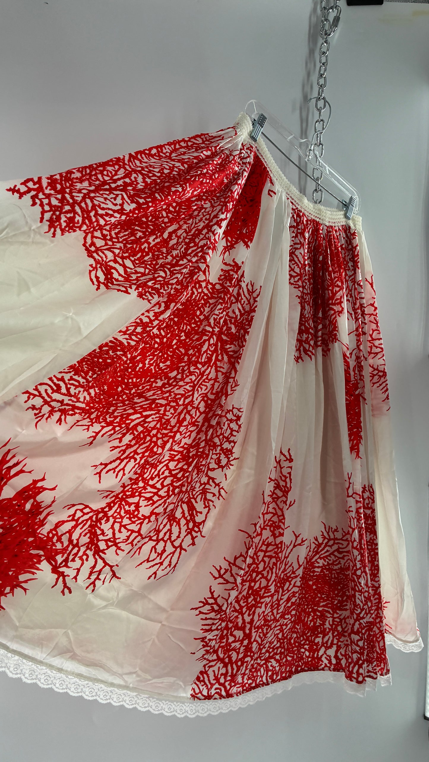 Handmade Vintage Full Length Voluminous Silky Skirt with Red Design (Large)