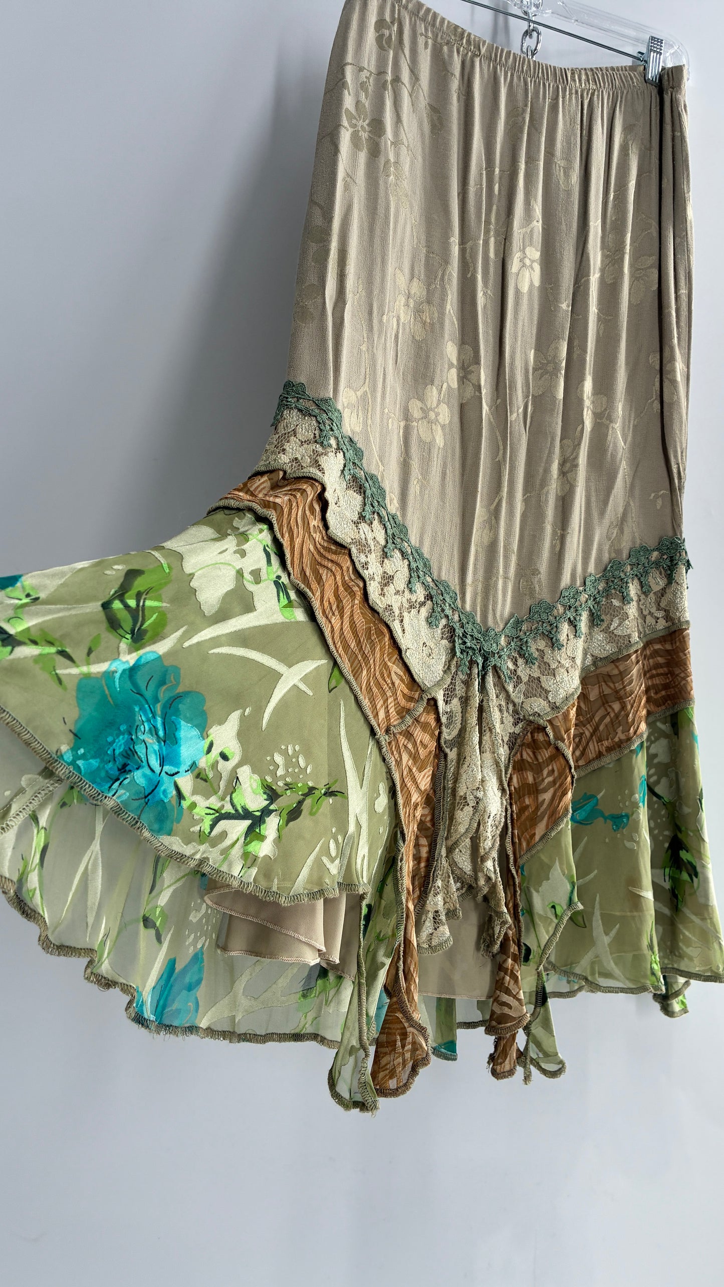 Vintage SPENCER ALEXIS Muted Green Full Skirt with Mixed Pattern Handkerchief Hem (Large)